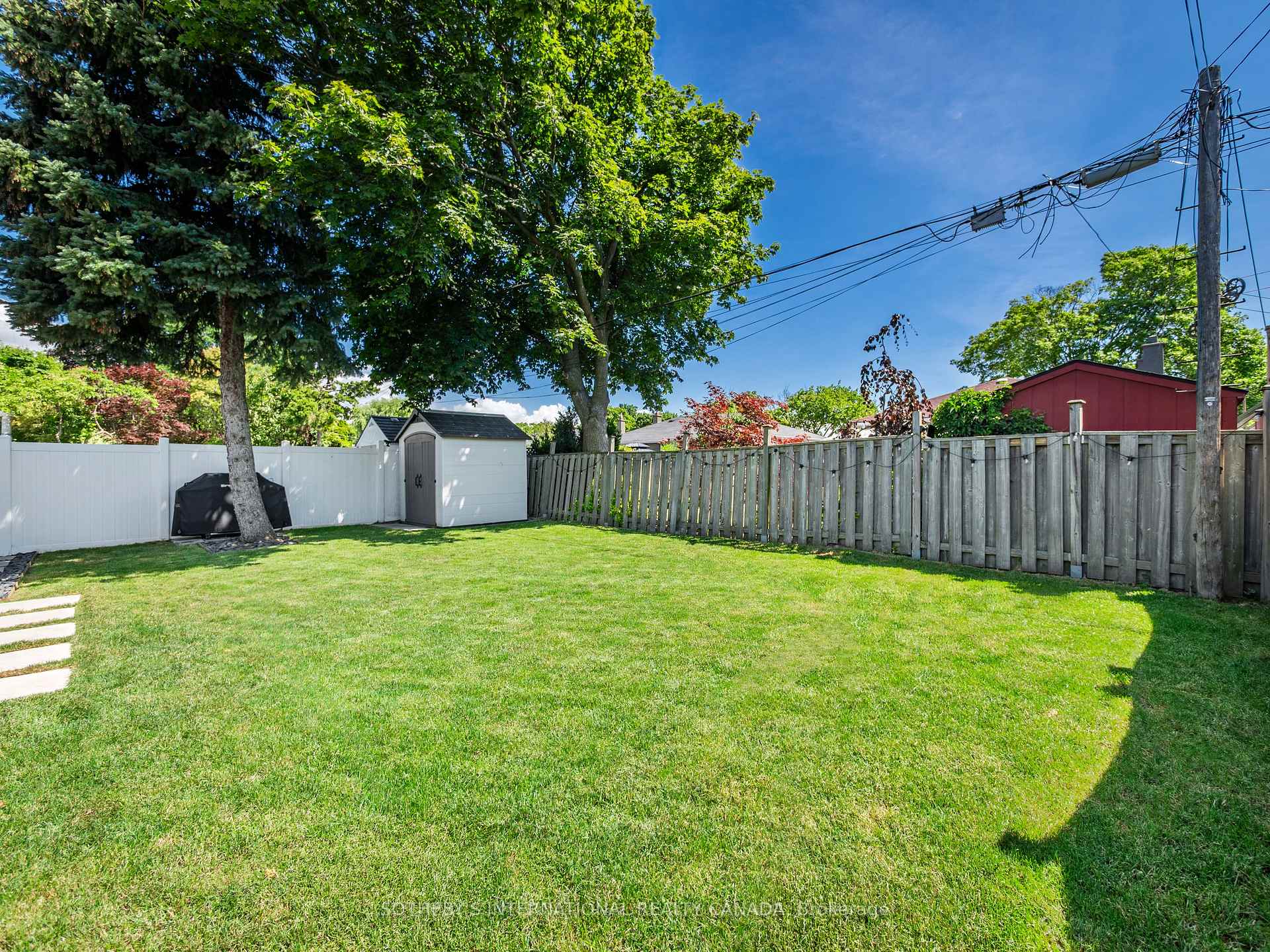 17 Sigmont Road, Toronto