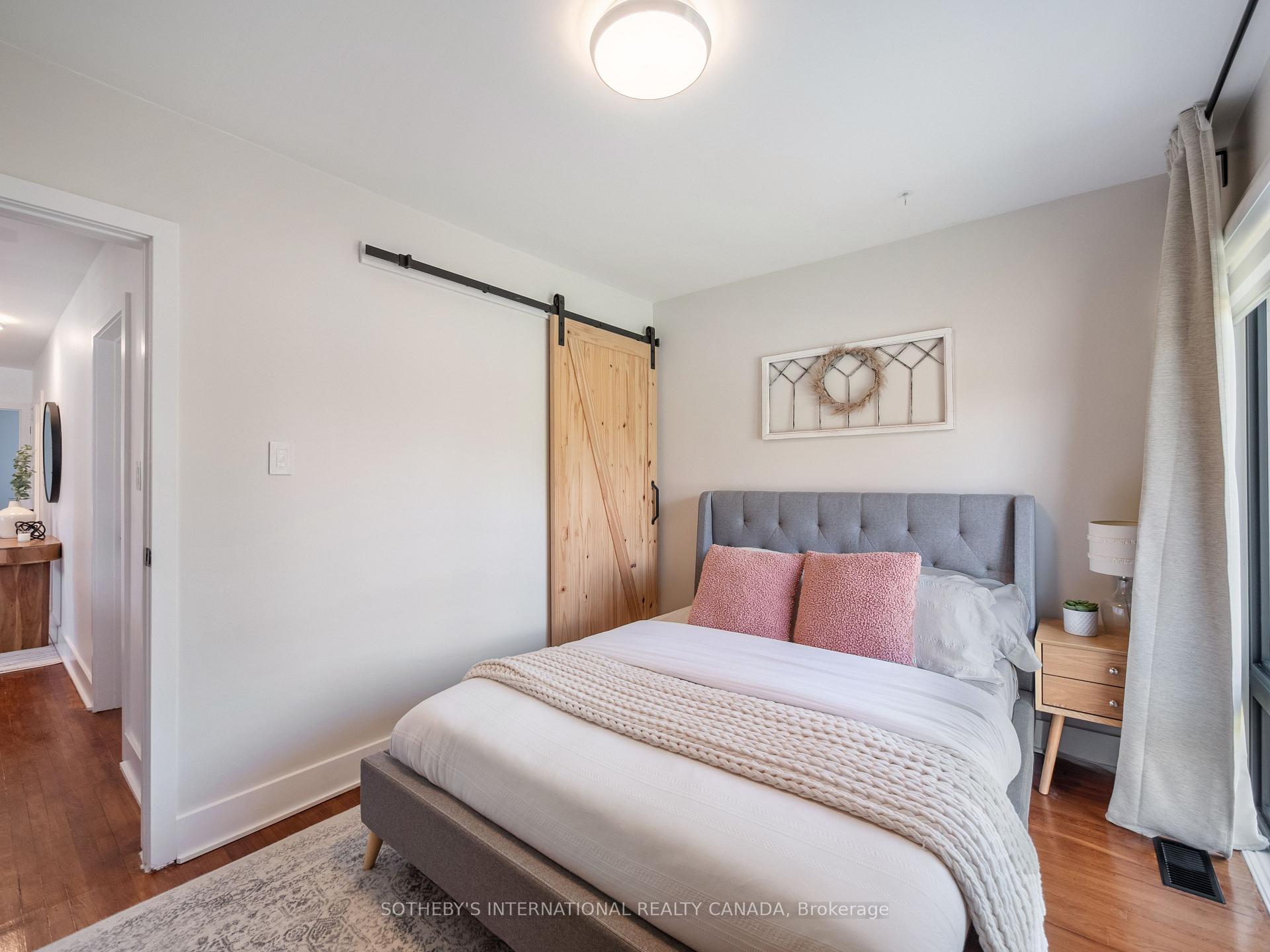 17 Sigmont Road, Toronto