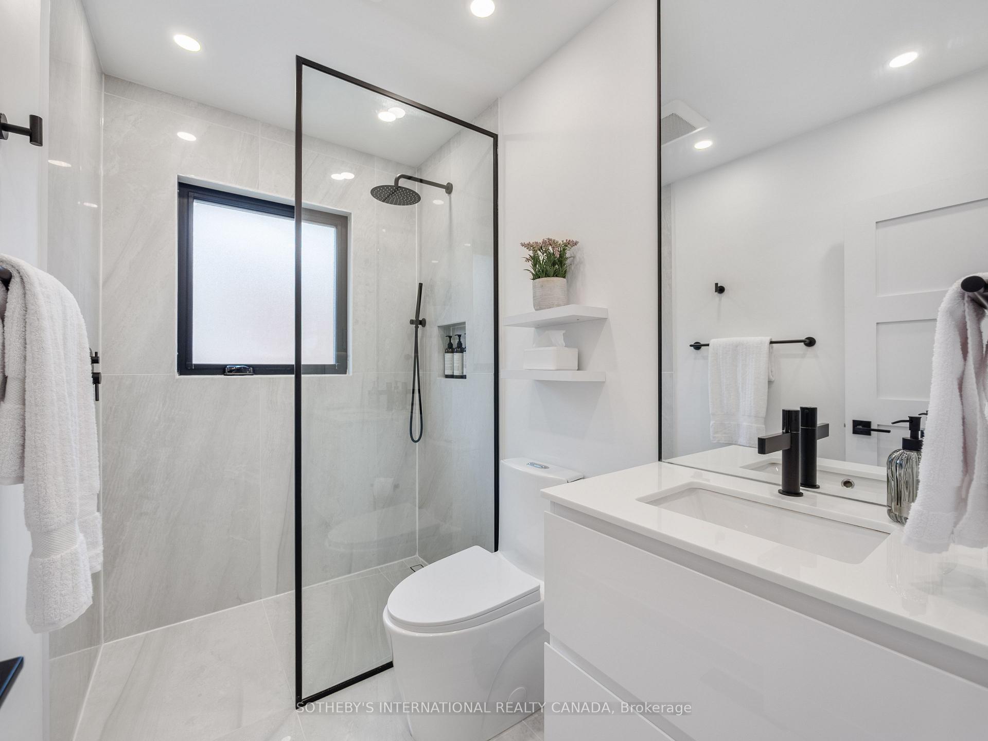 17 Sigmont Road, Toronto