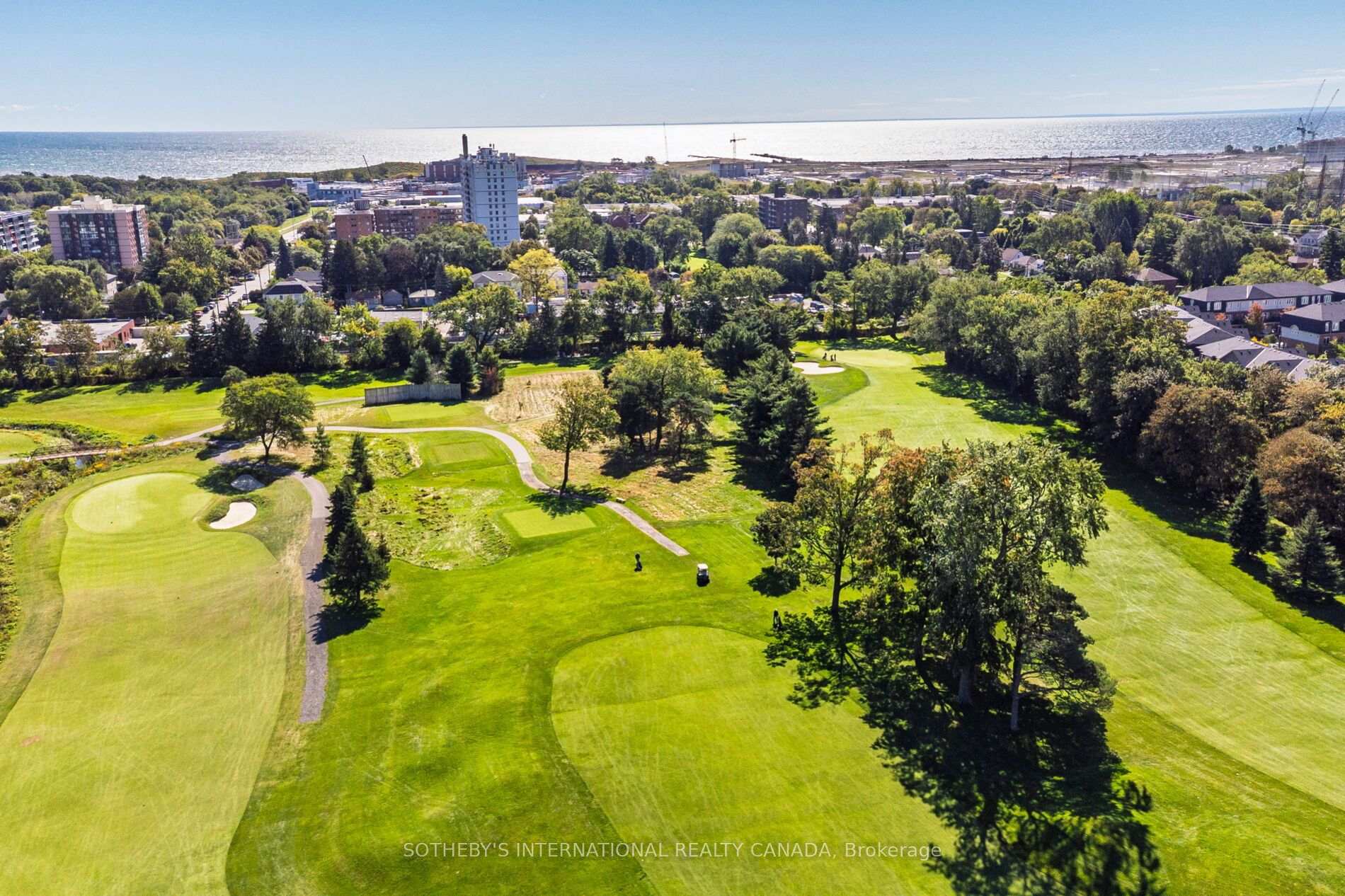 1127 Haig Boulevard 2