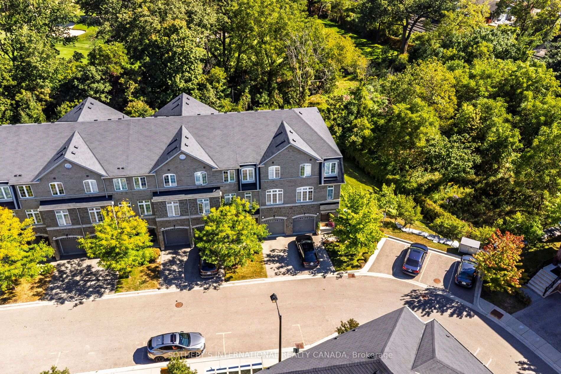 1127 Haig Boulevard 2