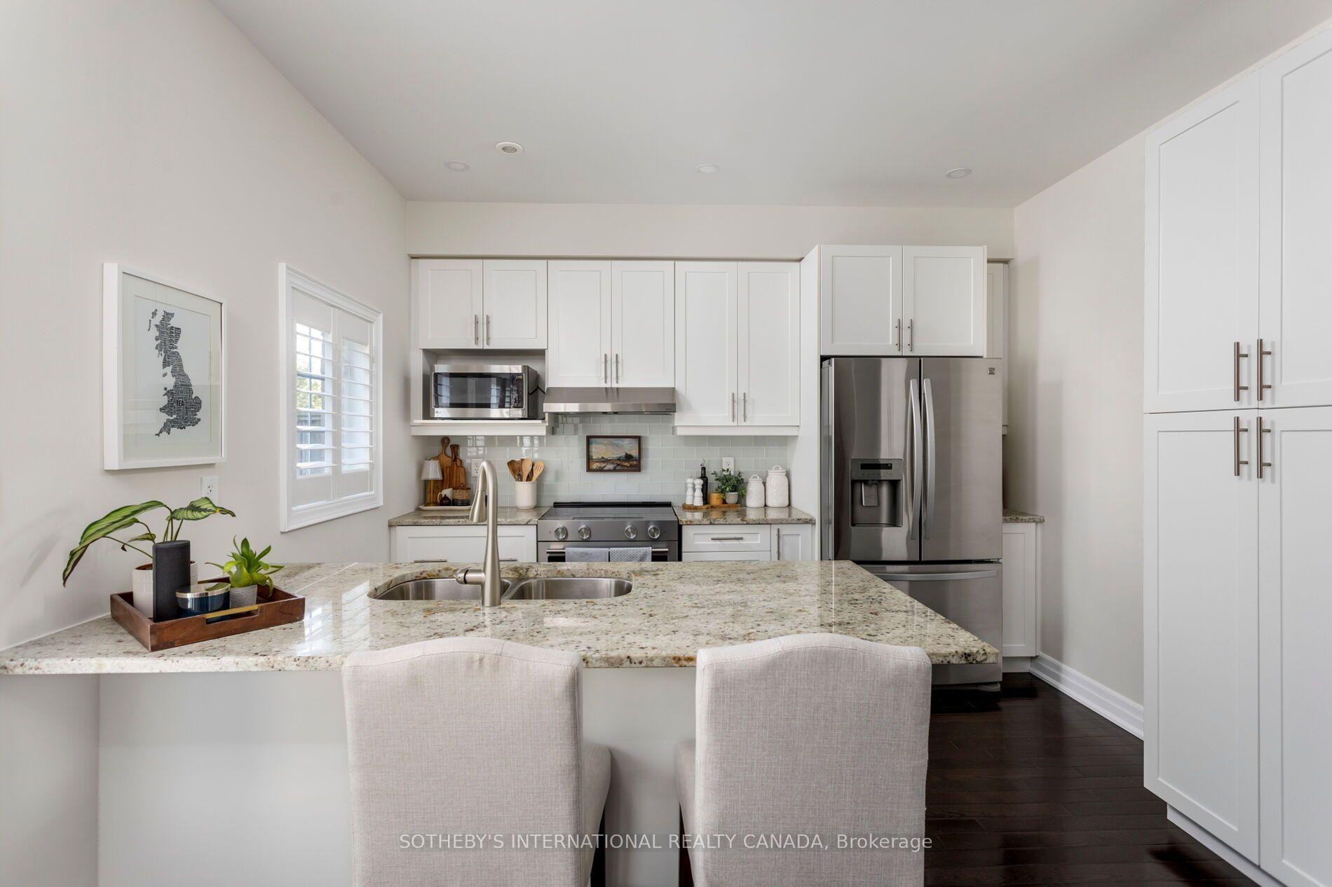 1127 Haig Boulevard 2