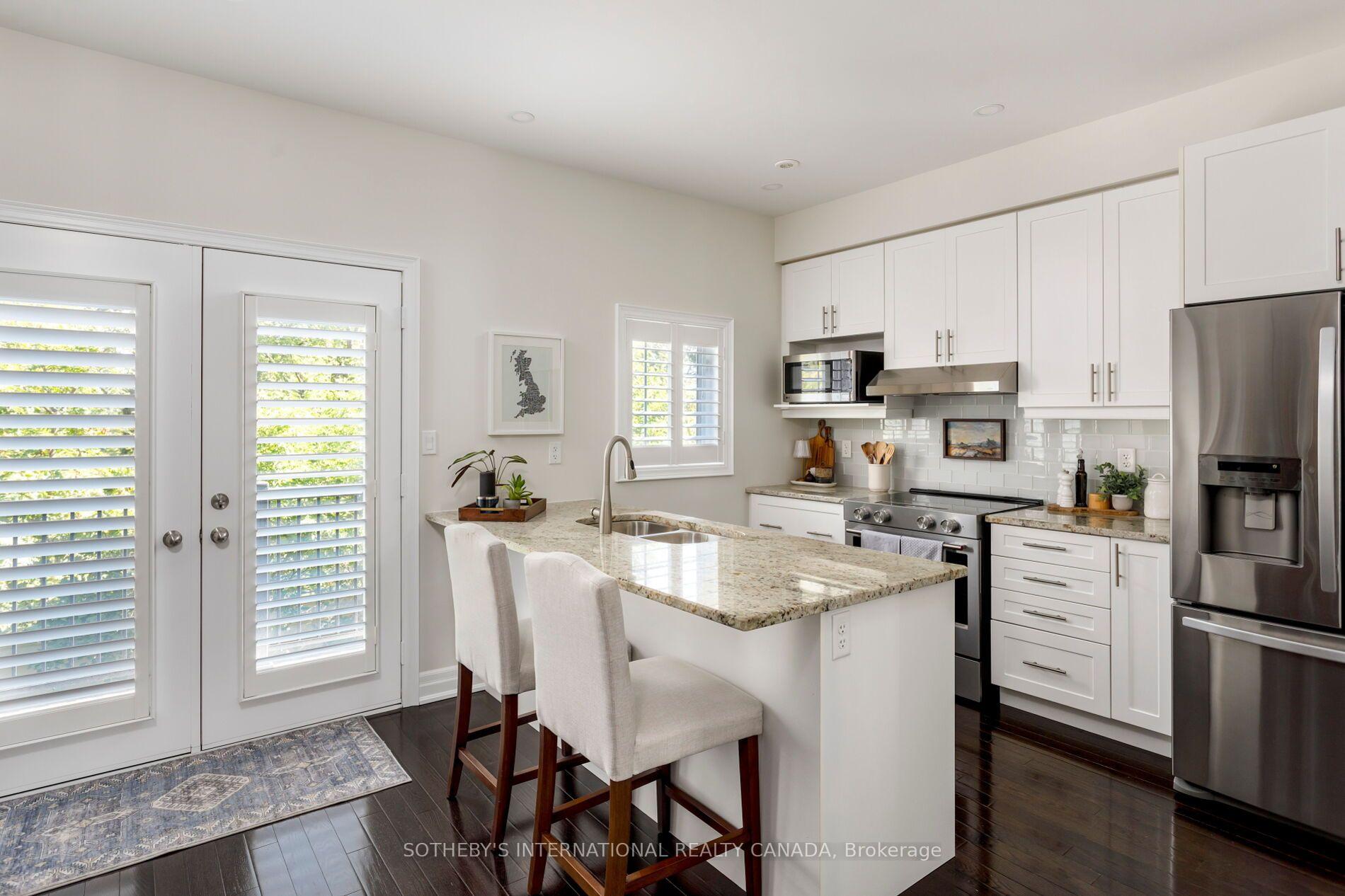 1127 Haig Boulevard 2