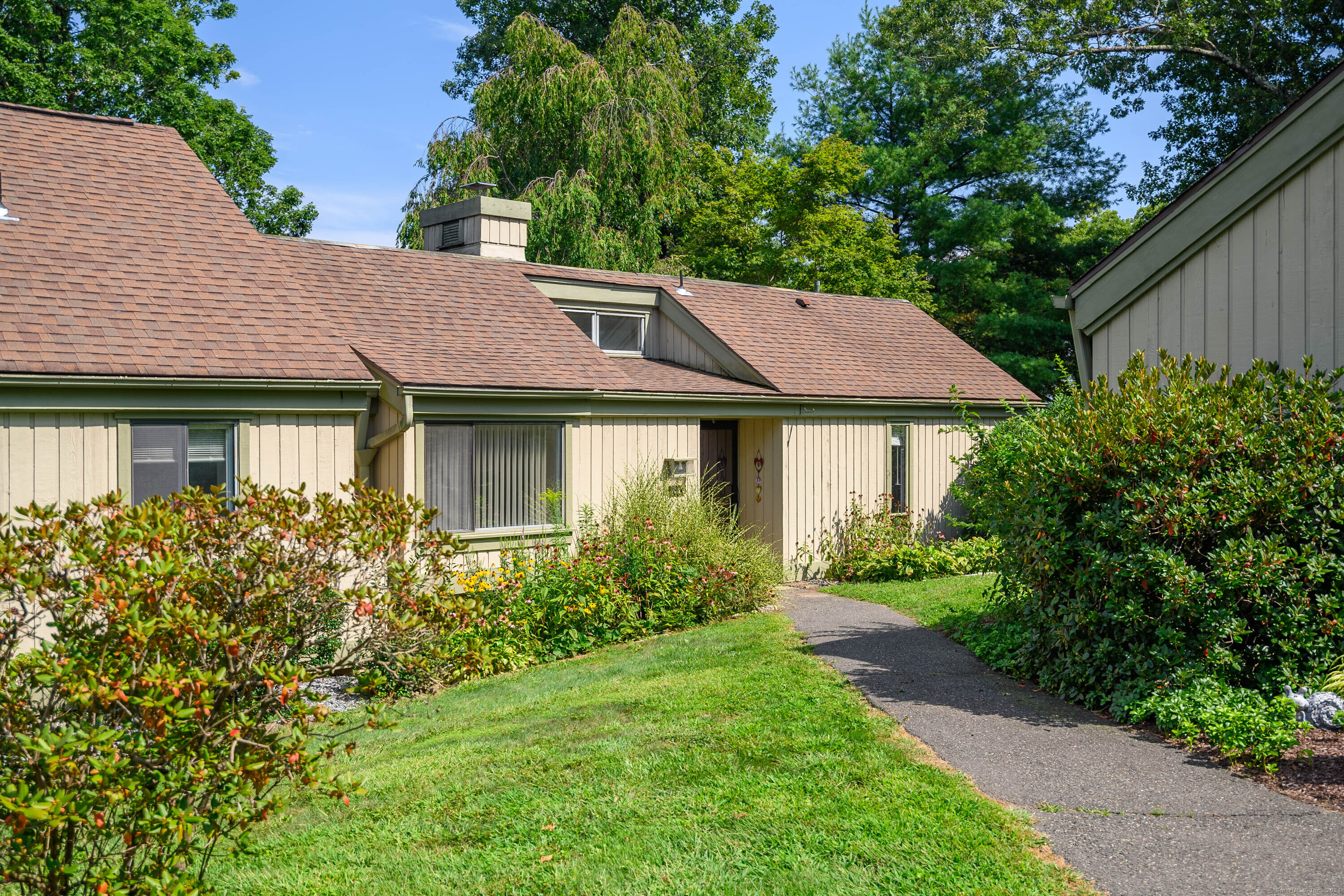 134 Heritage Village B
