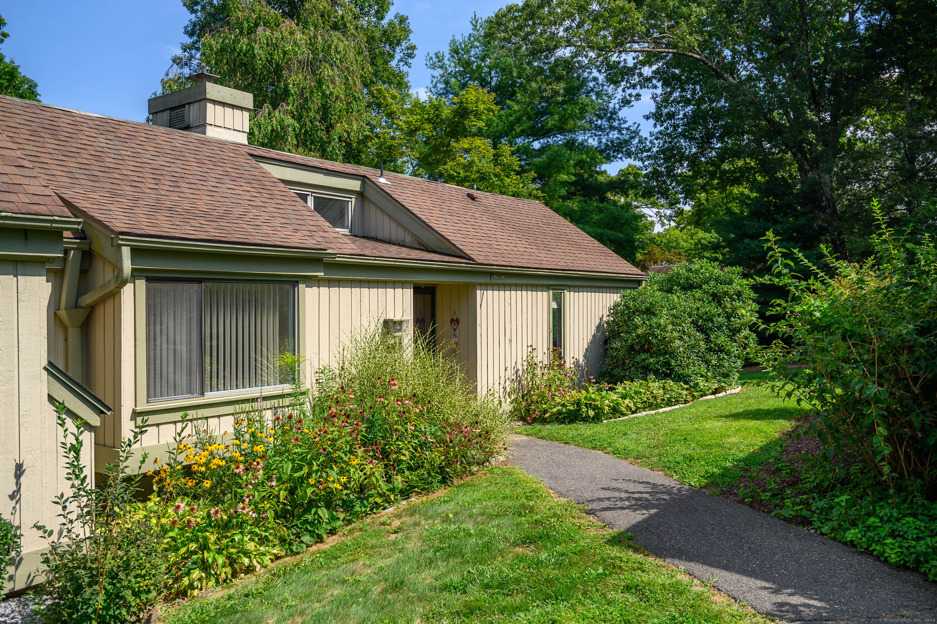 134 Heritage Village B