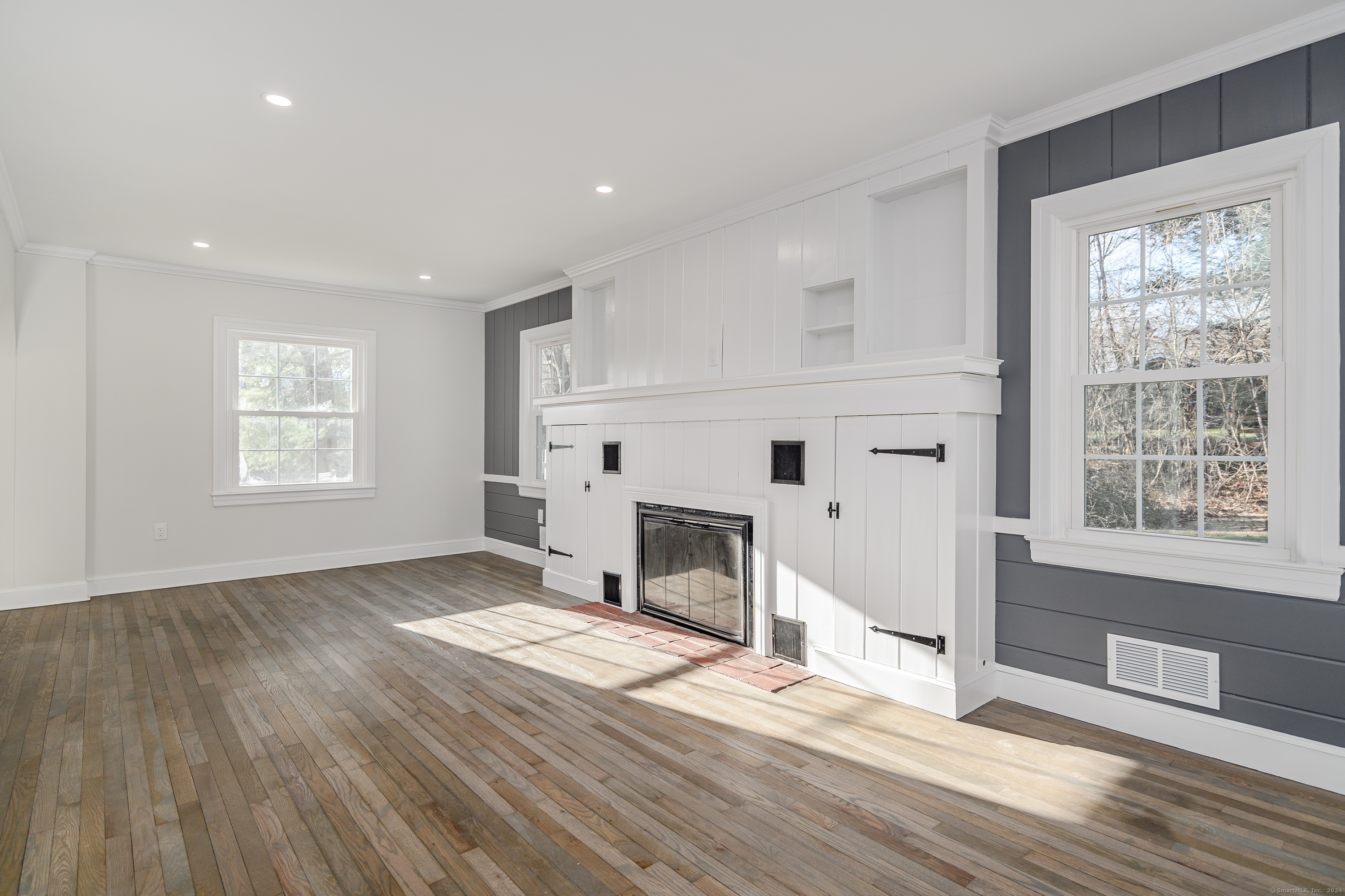 855 Southford Road