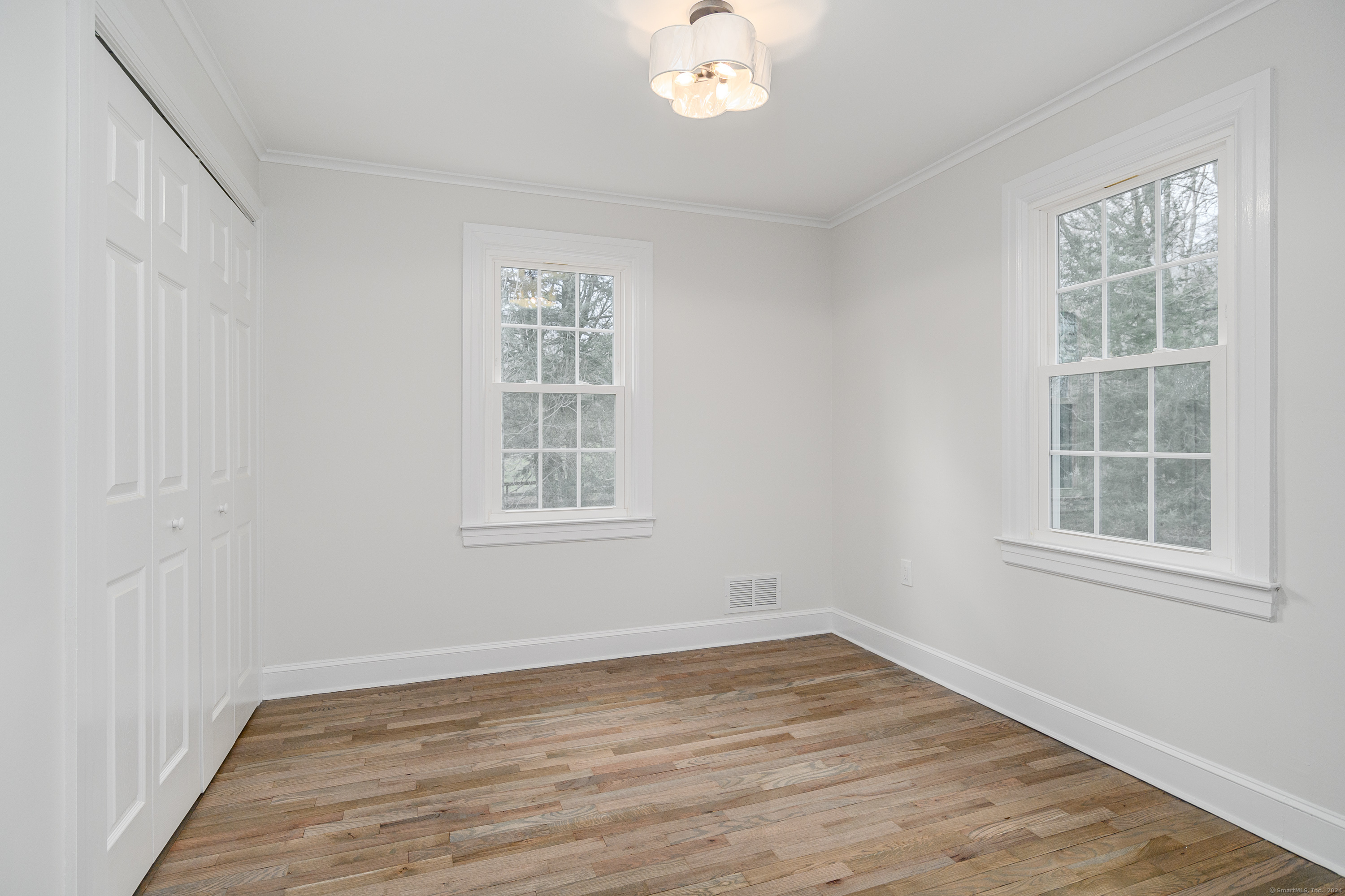 855 Southford Road