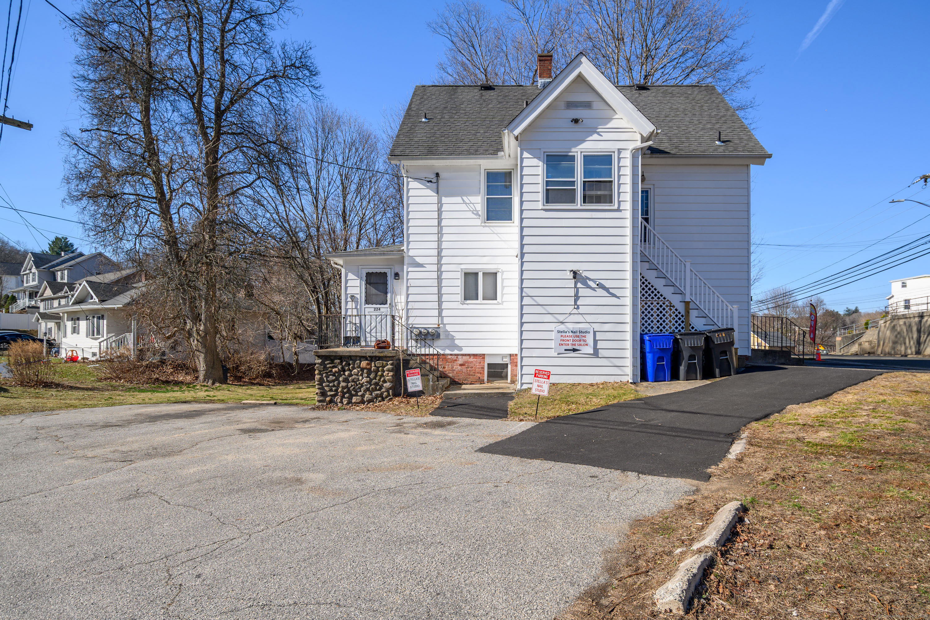 224 Echo Lake Road