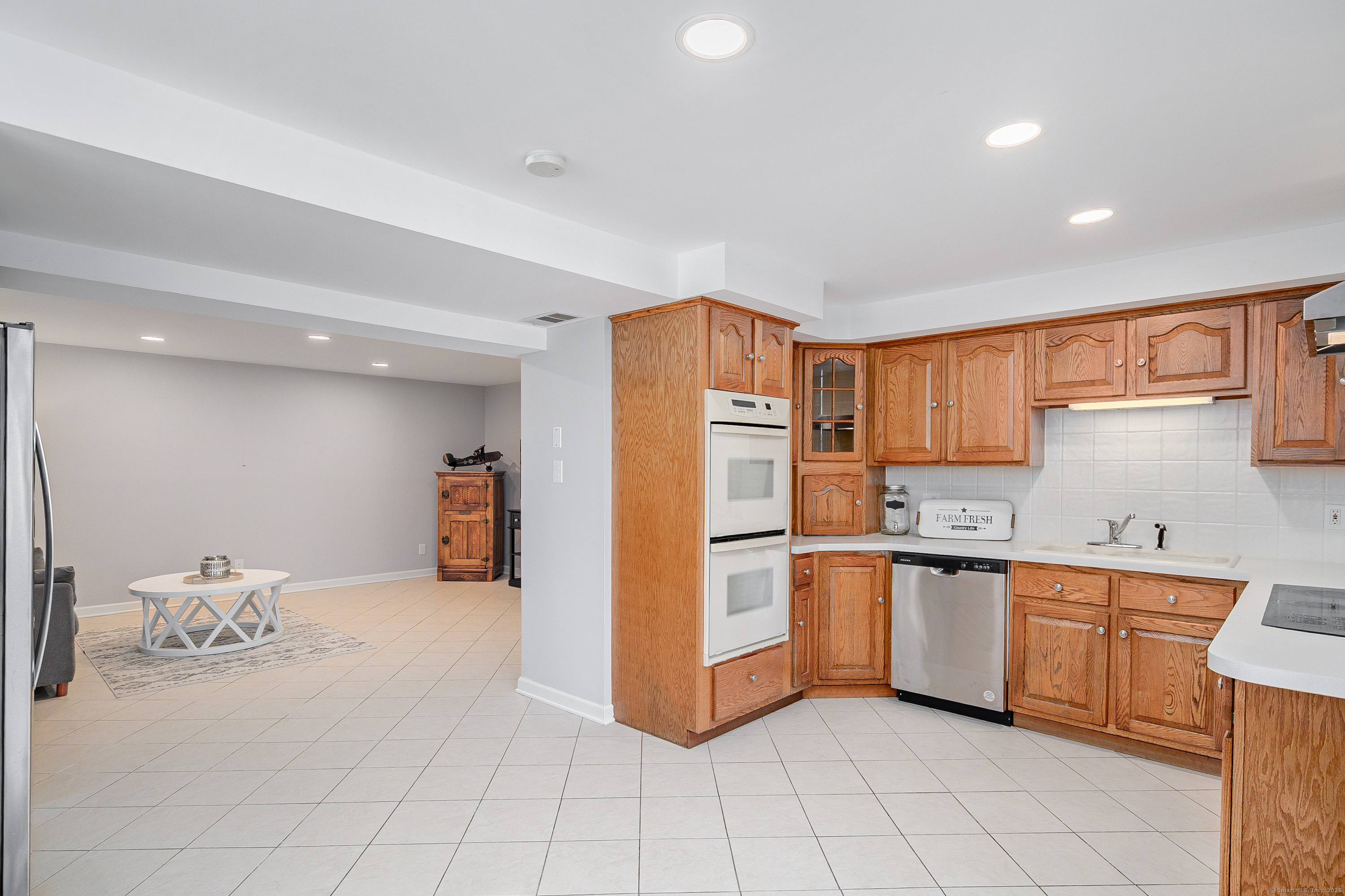 4 Dover Circle