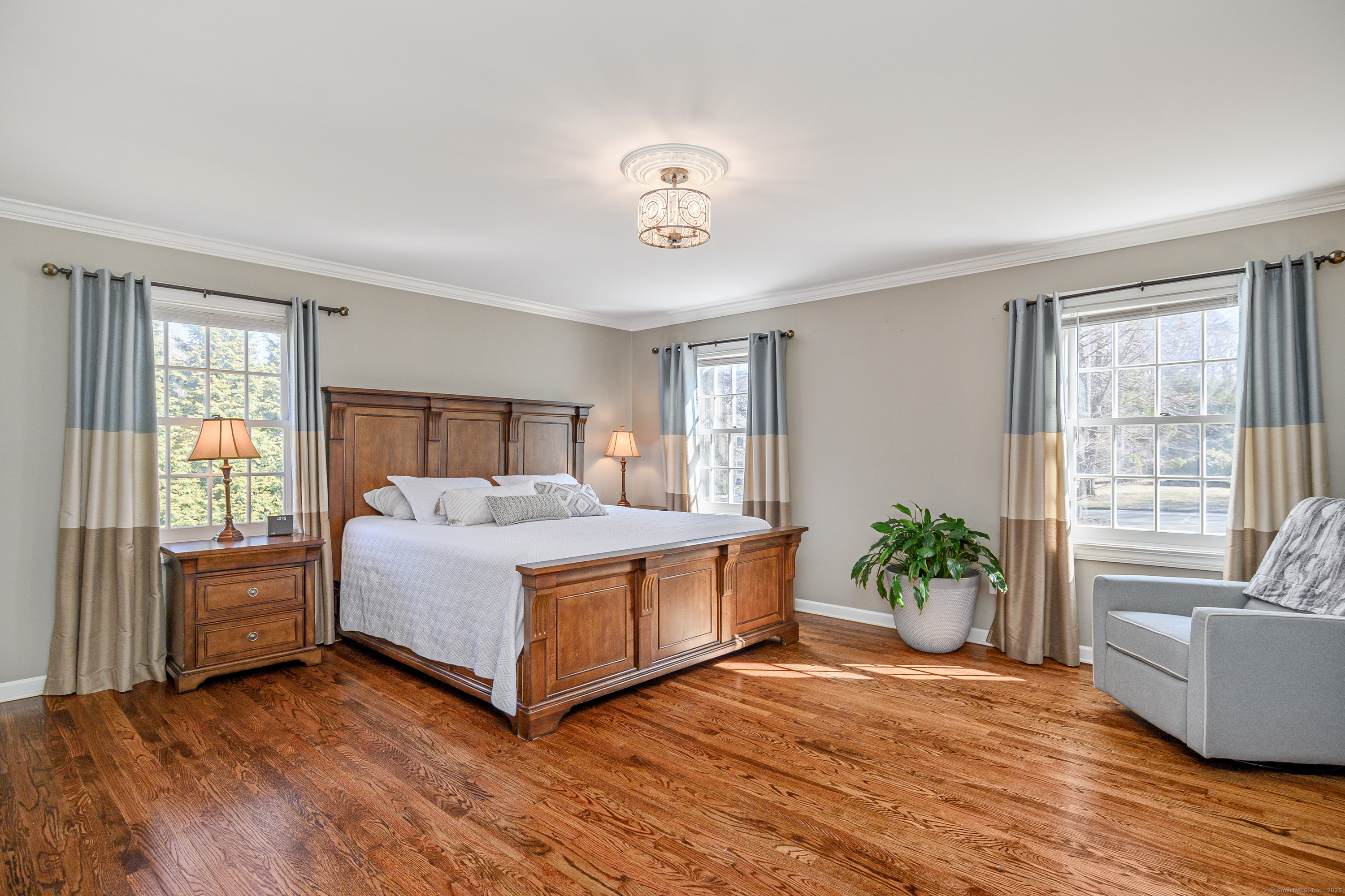 4 Dover Circle