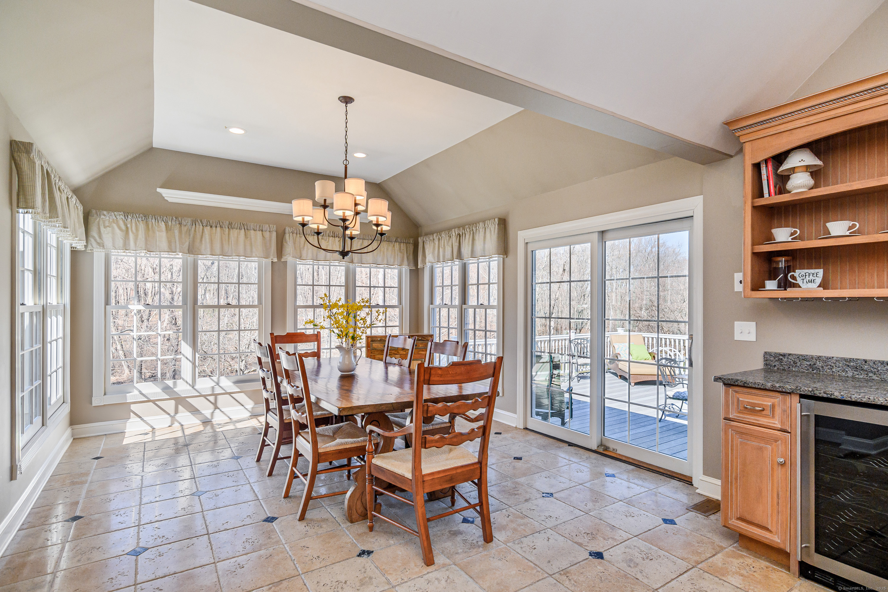 4 Dover Circle