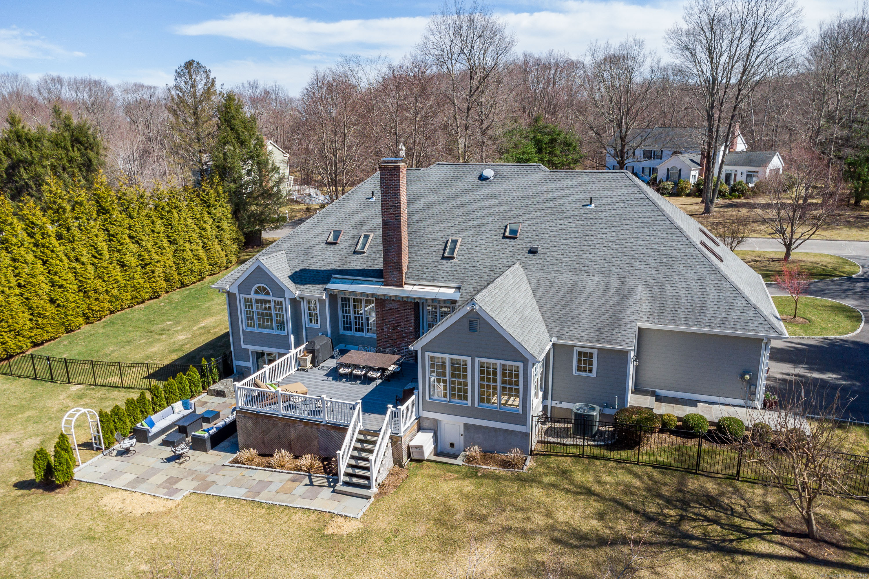 4 Dover Circle