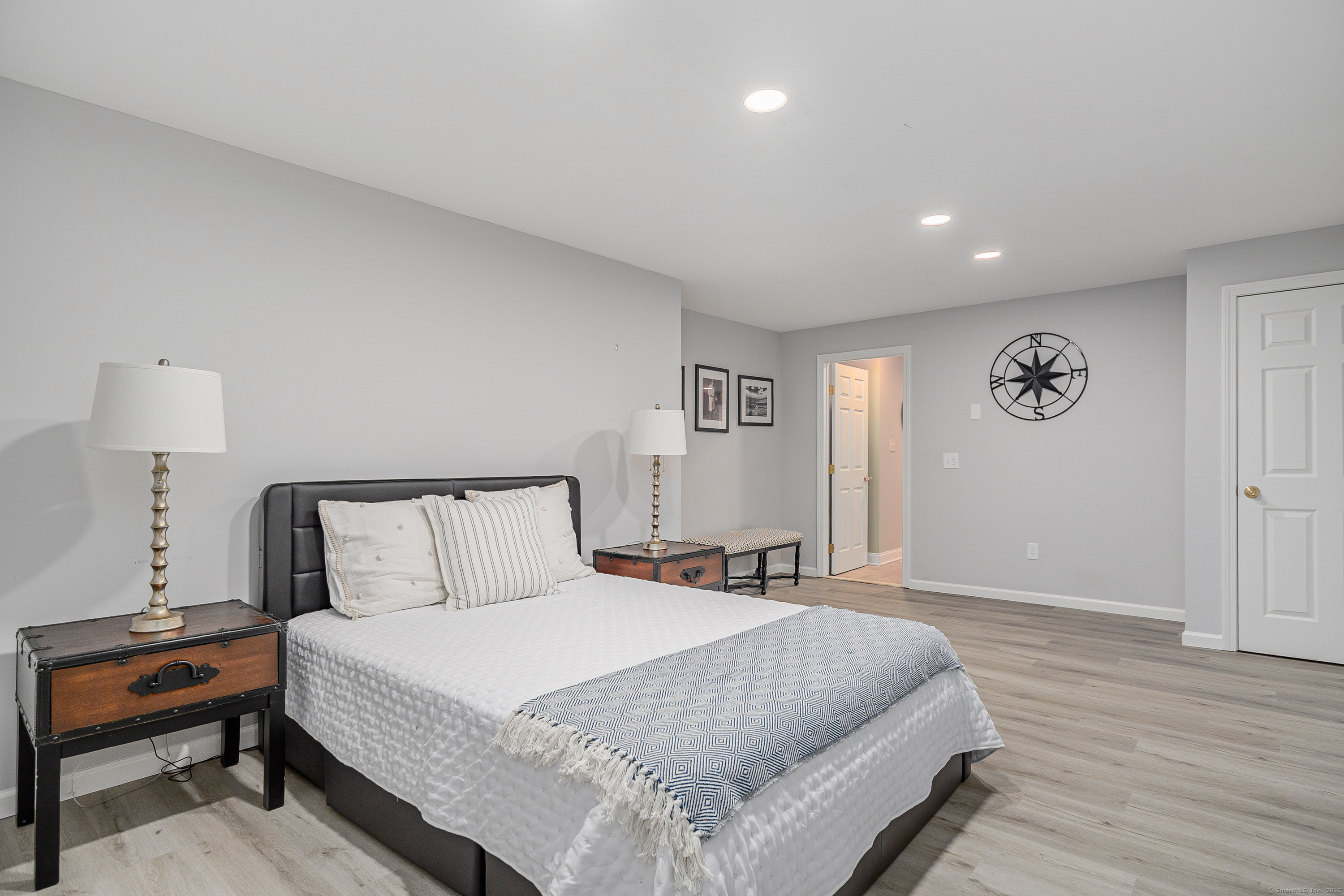 4 Dover Circle