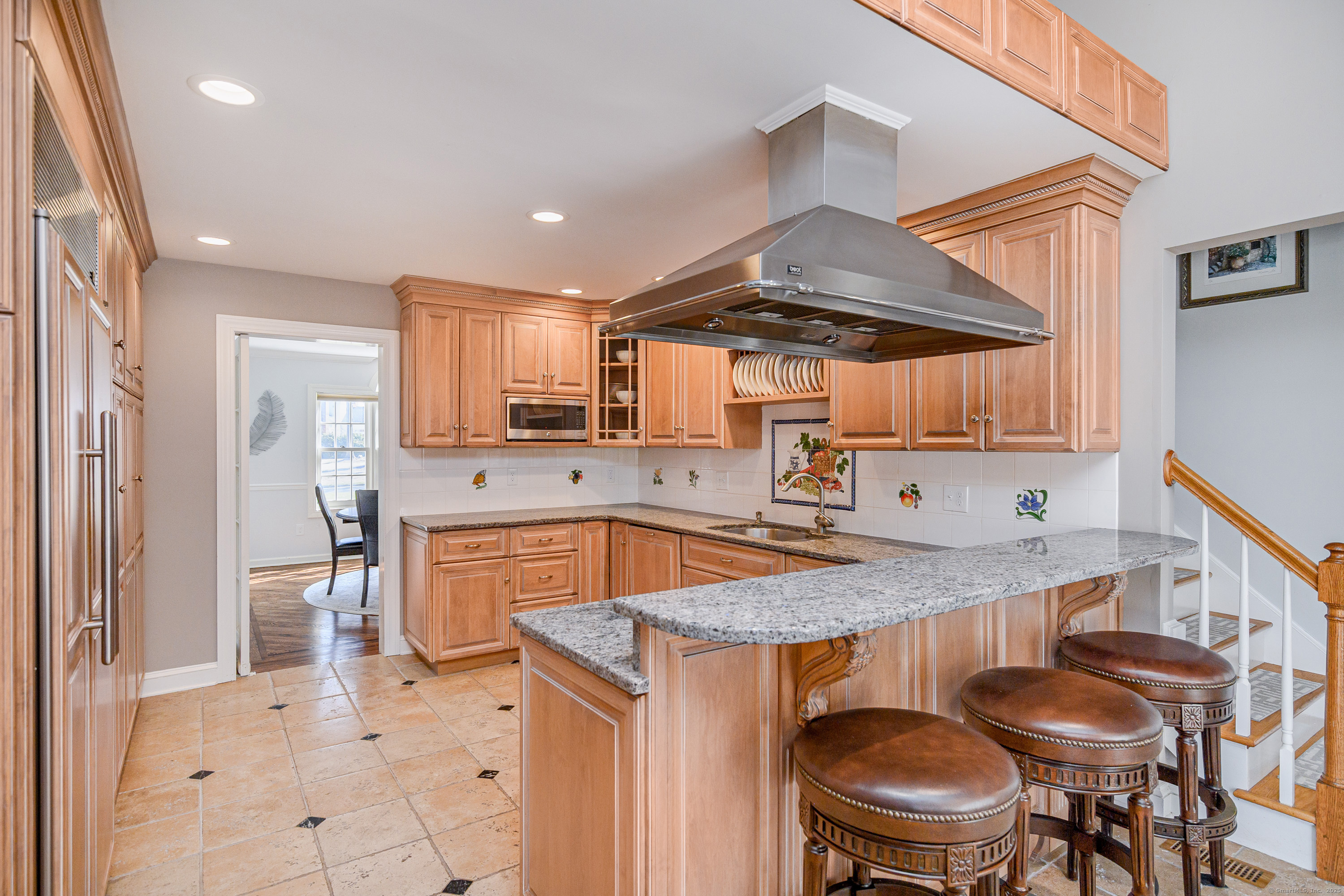 4 Dover Circle