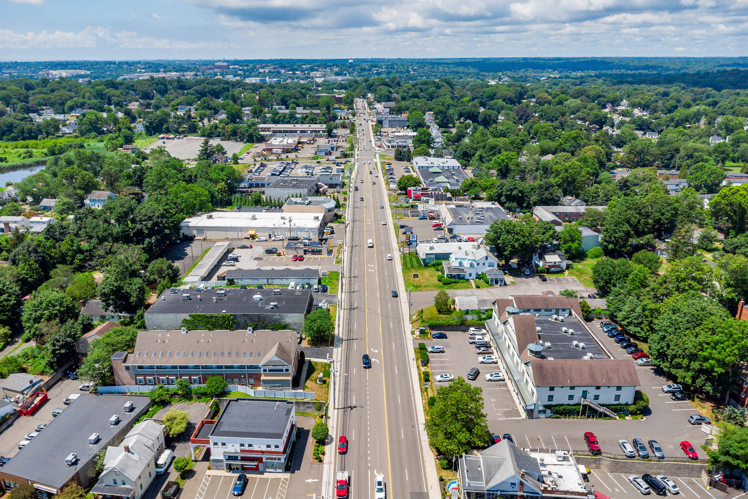 360 Westport Avenue 10