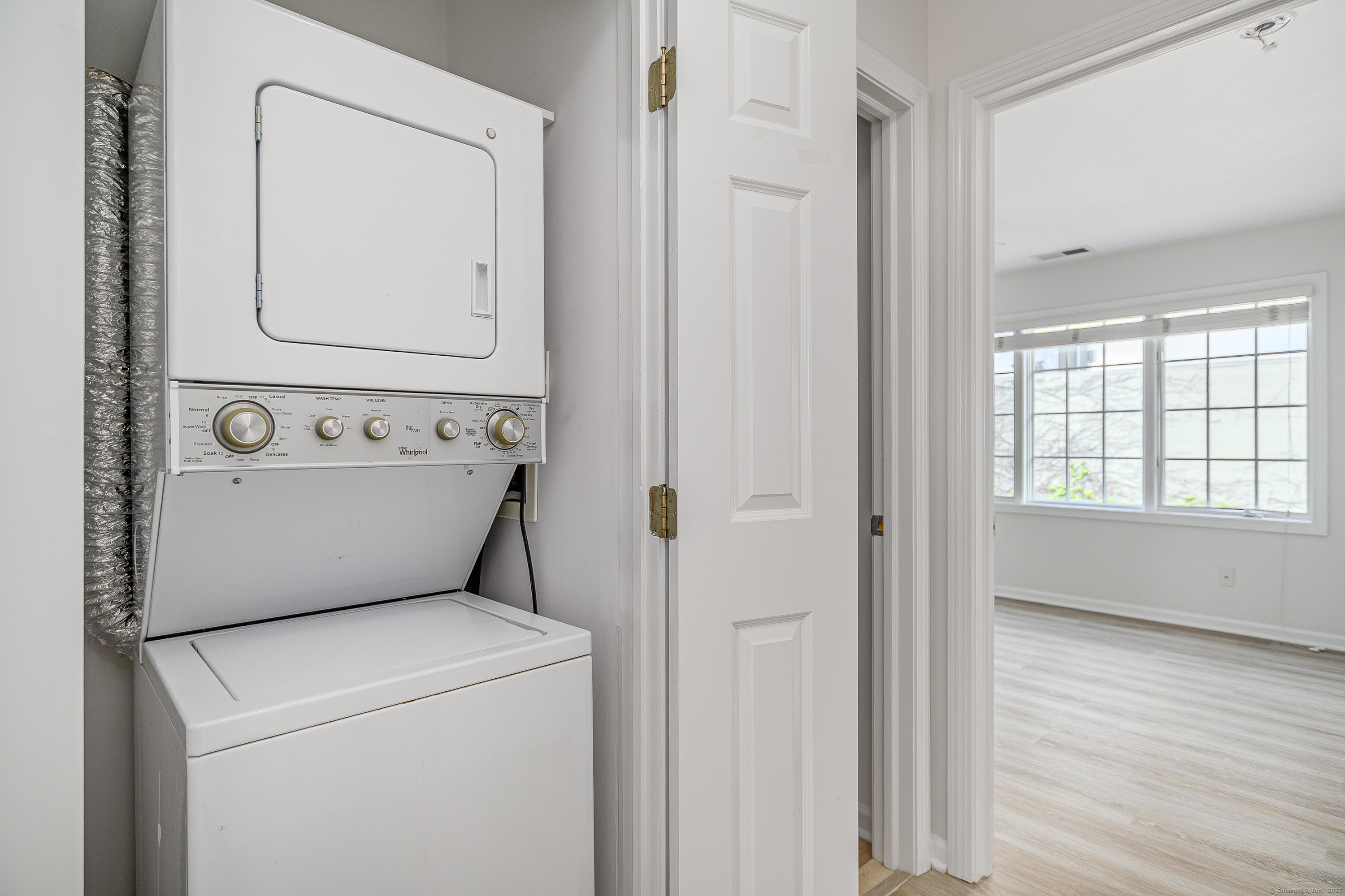 360 Westport Avenue 10