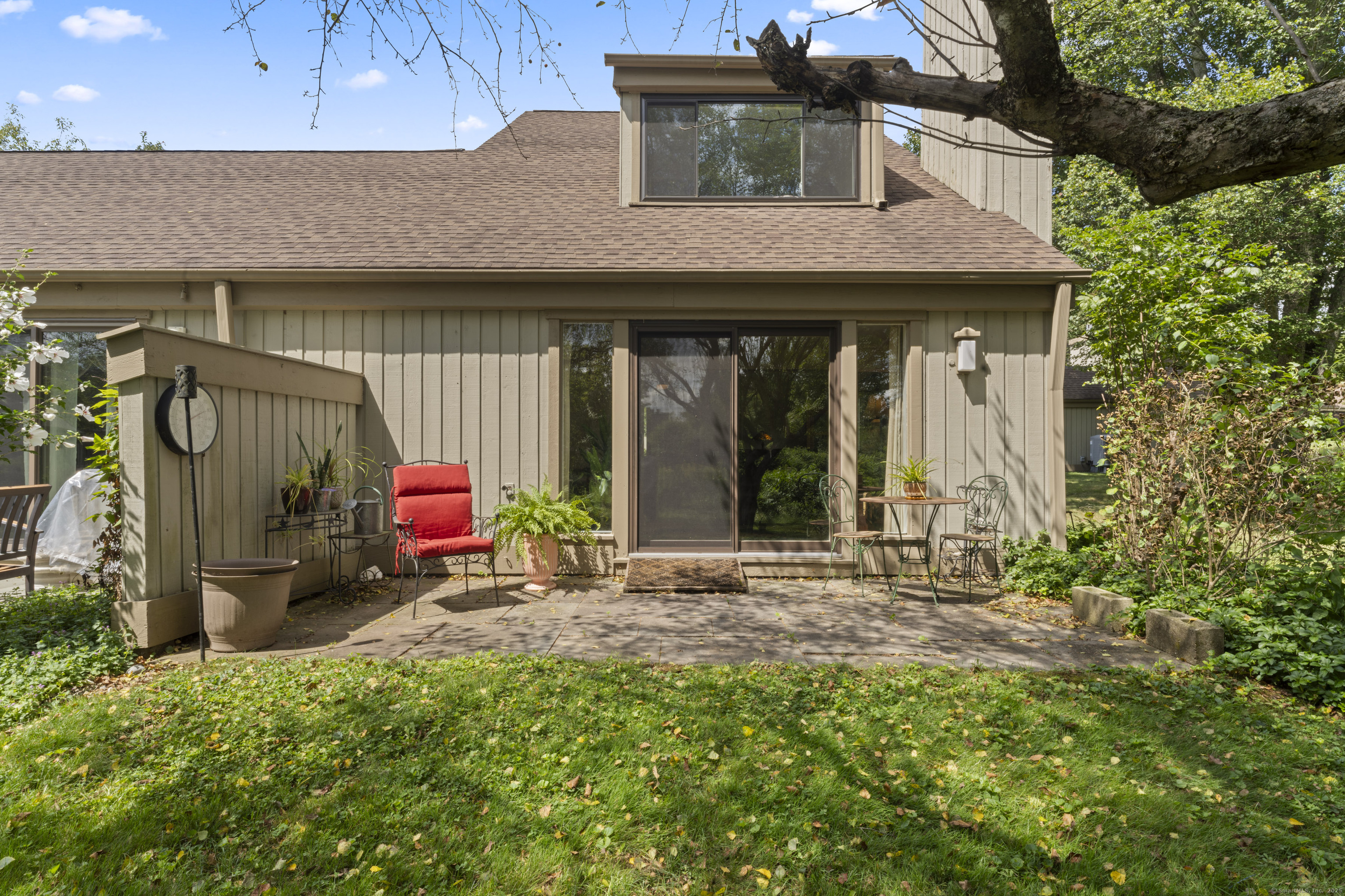 252 Heritage Village A