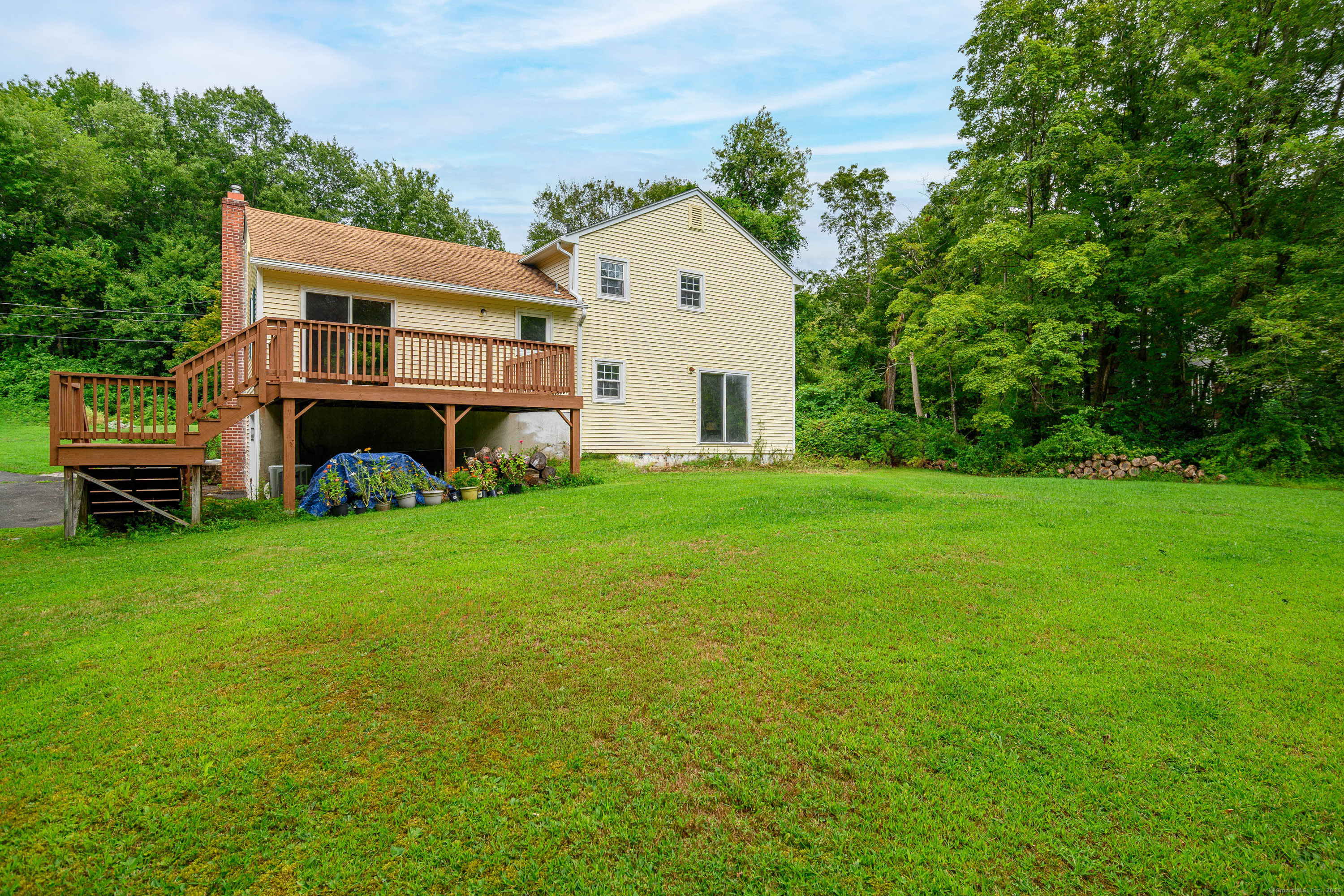 6 Joan Drive