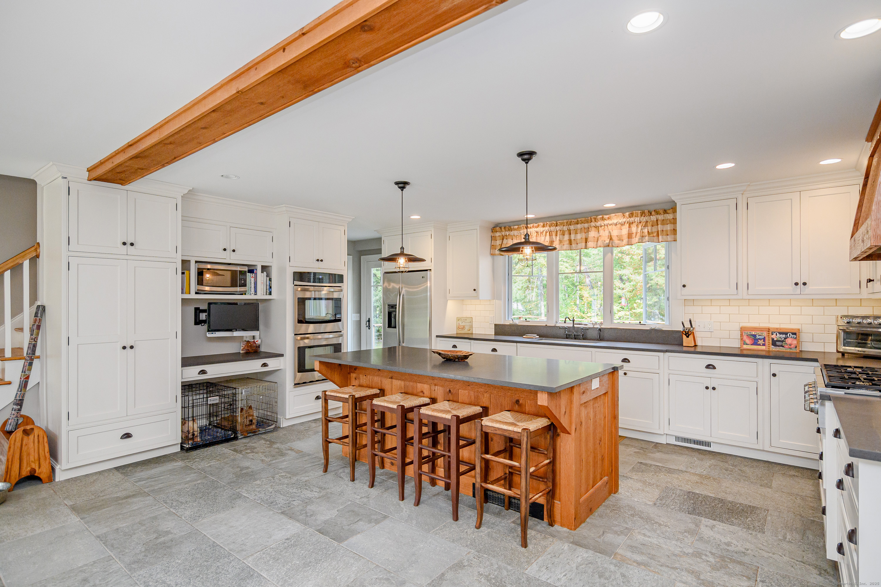 16 Rock Ridge Road