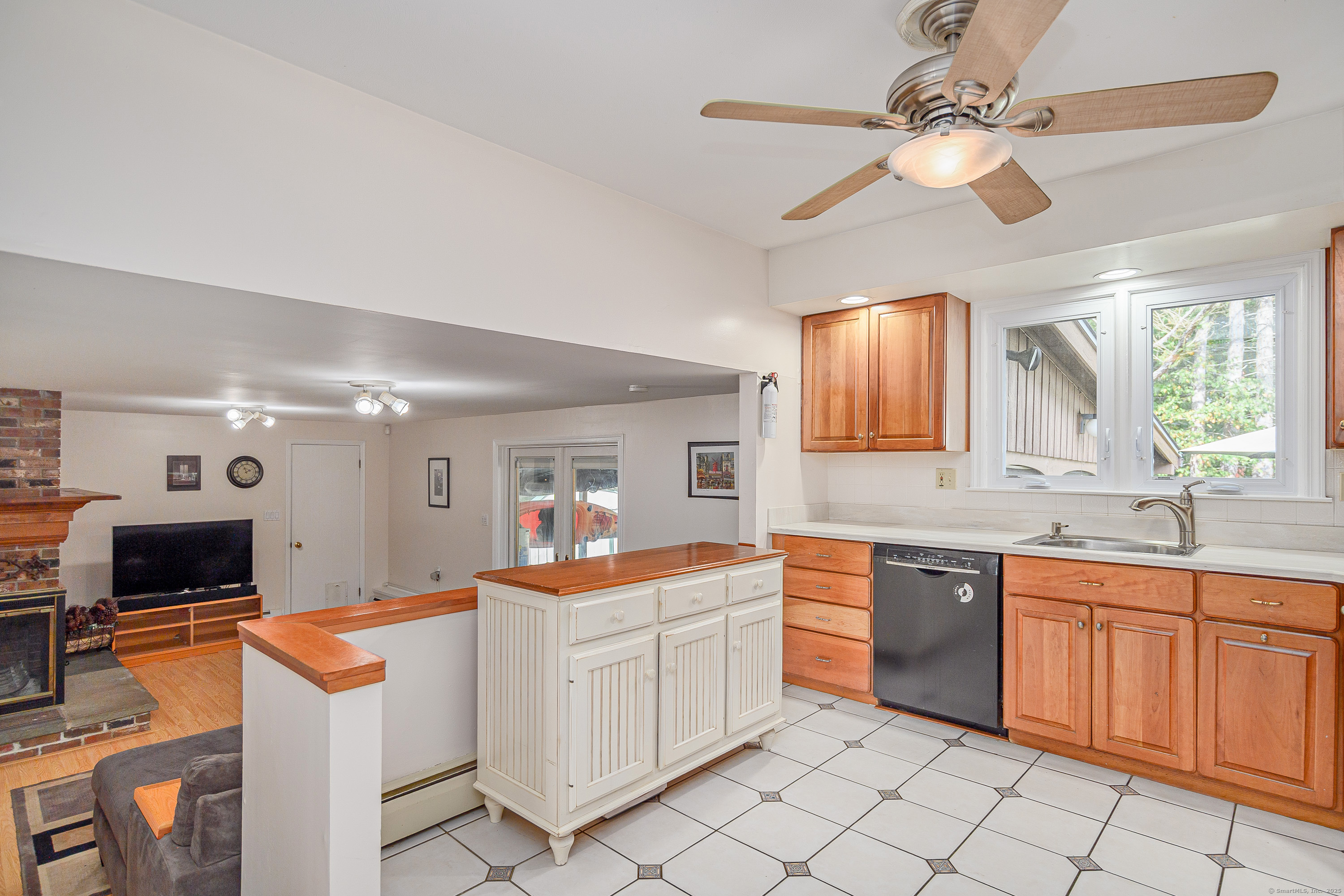 4 Winthrop Road