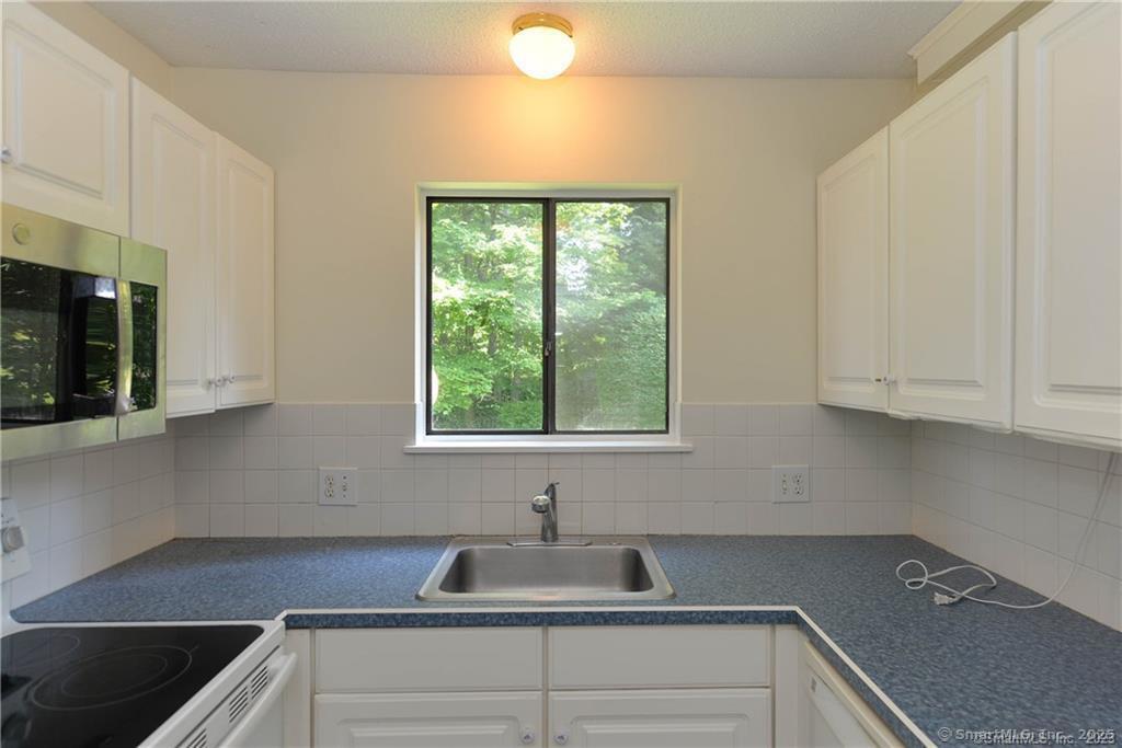 272 Heritage Village A