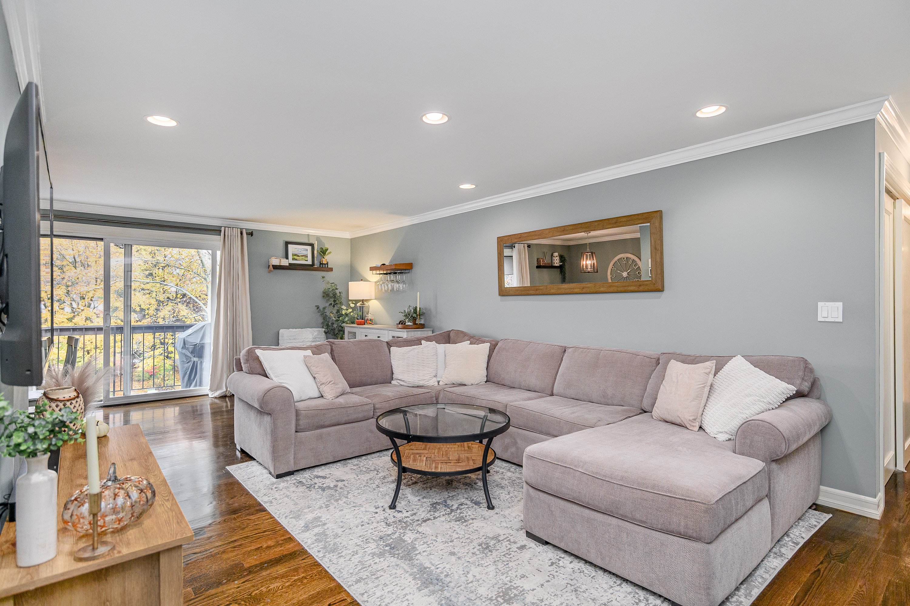 85 Riverside Avenue APT E8