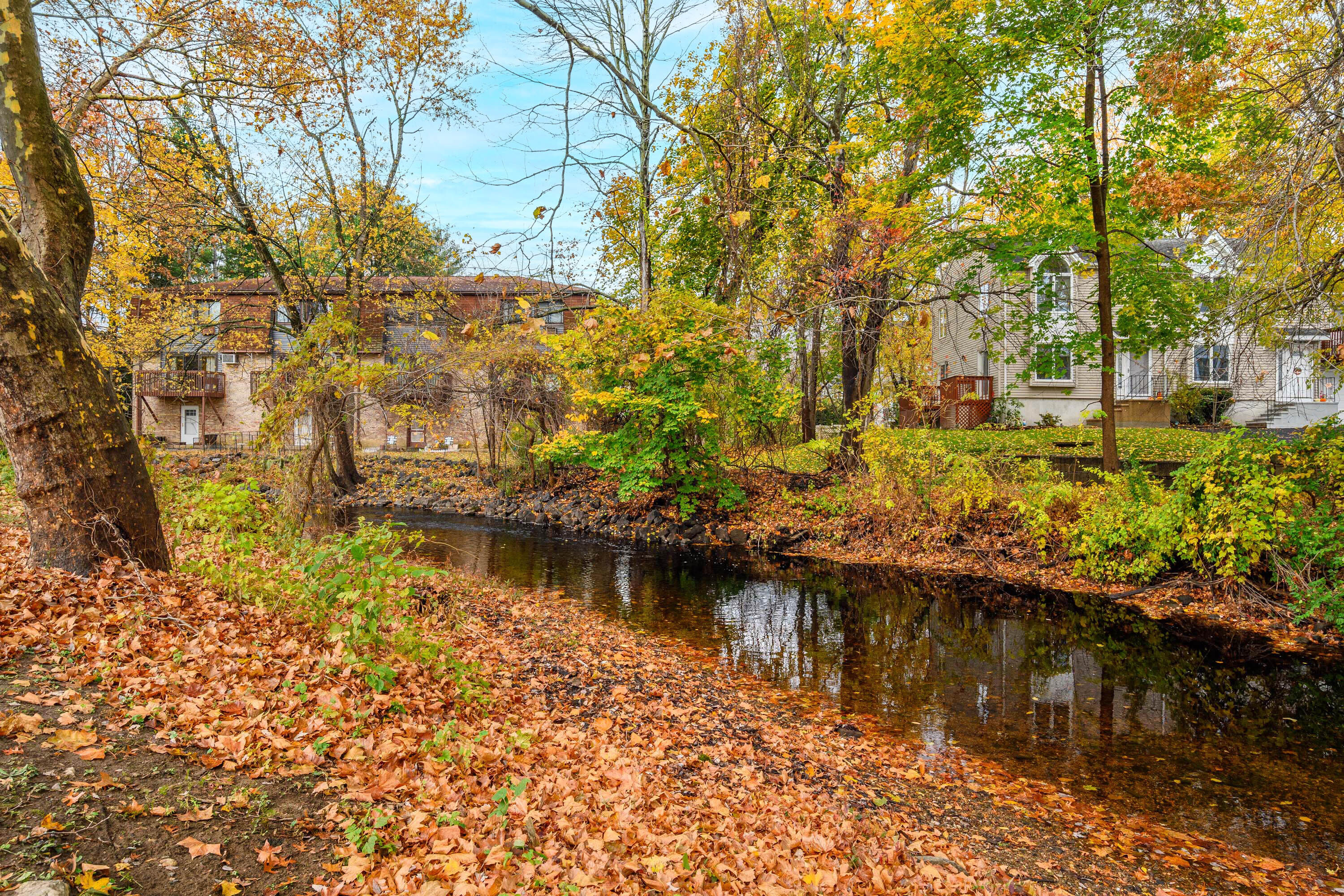 85 Riverside Avenue APT E8