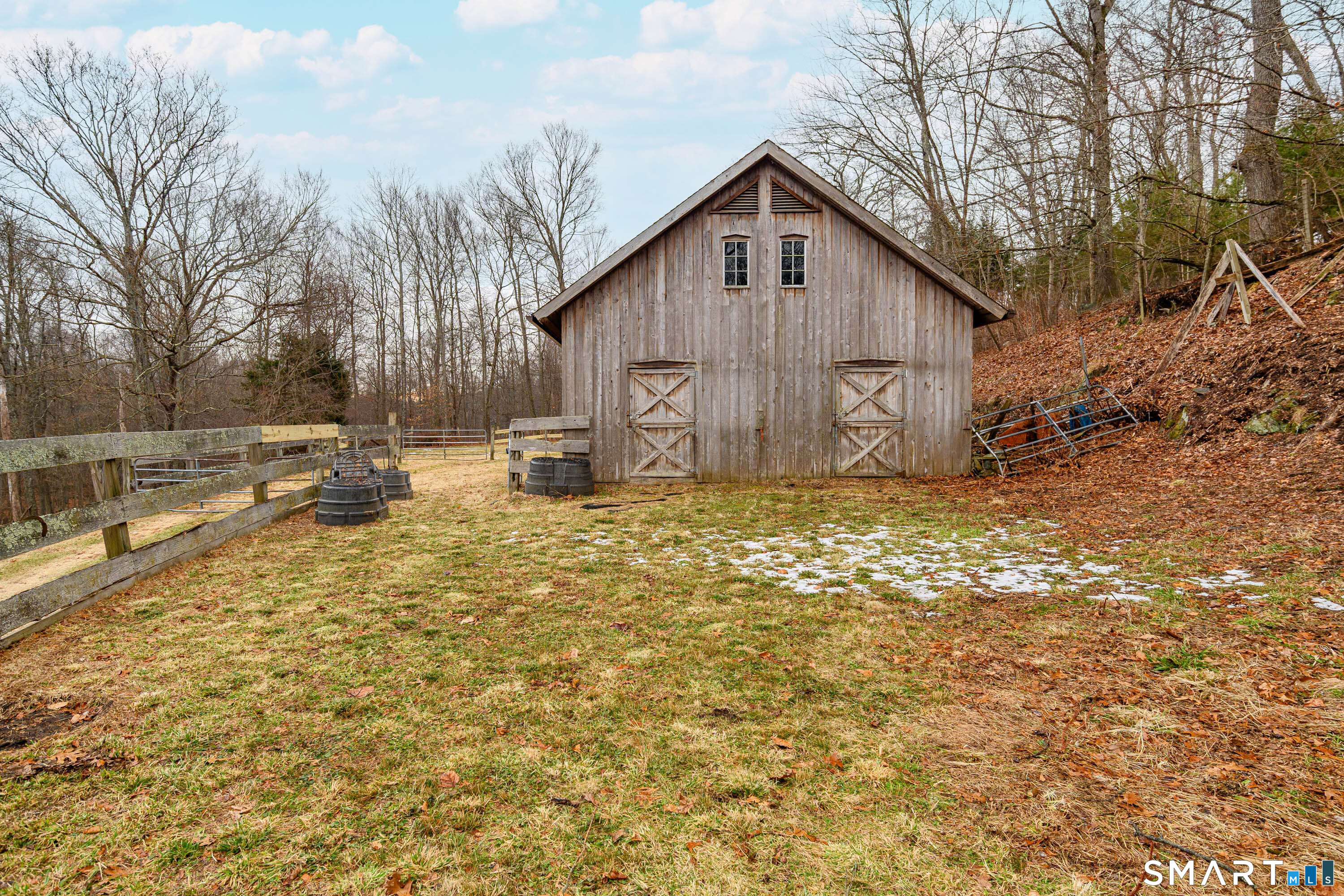 4 Windy Woods Circle