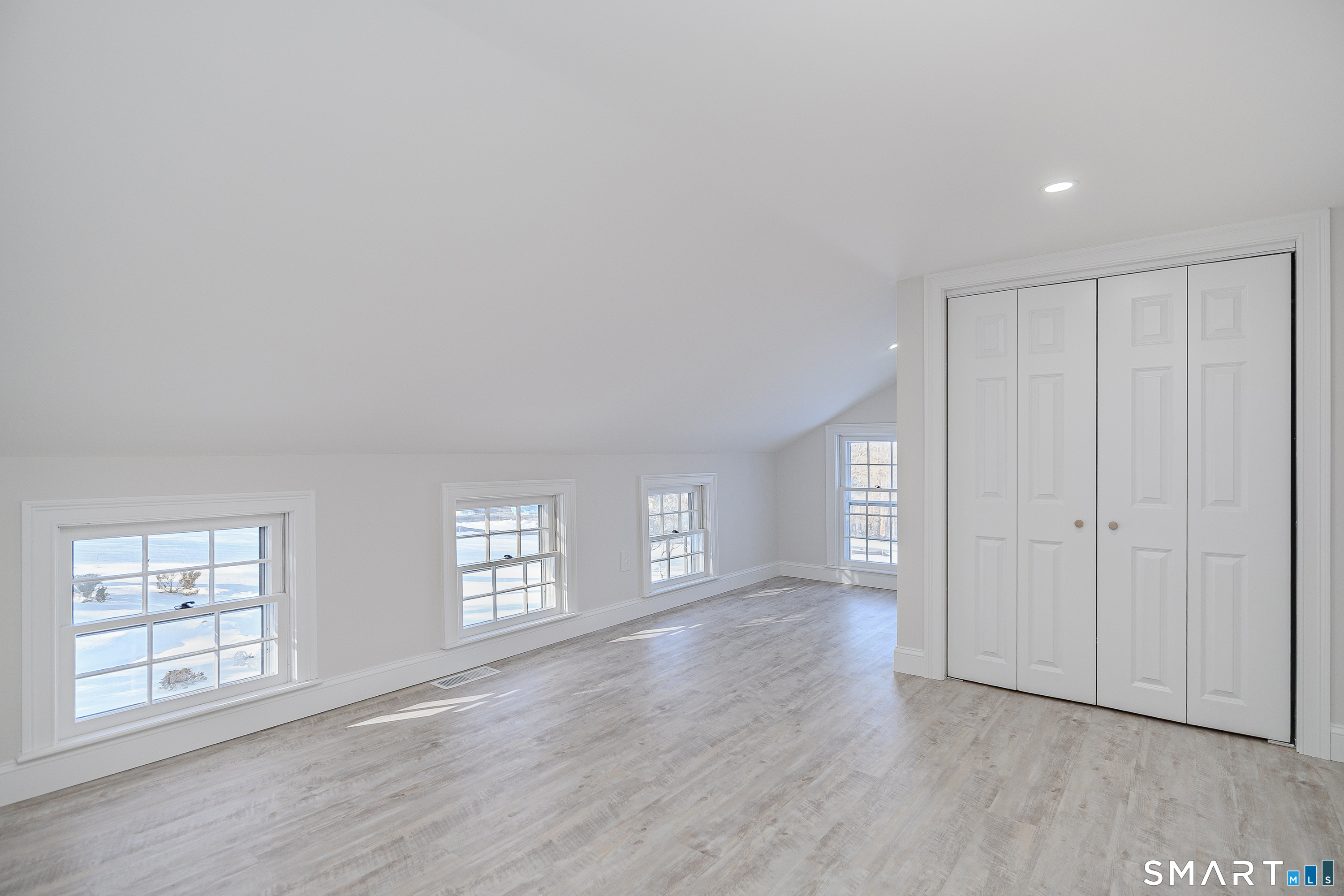 25 Taunton Lane