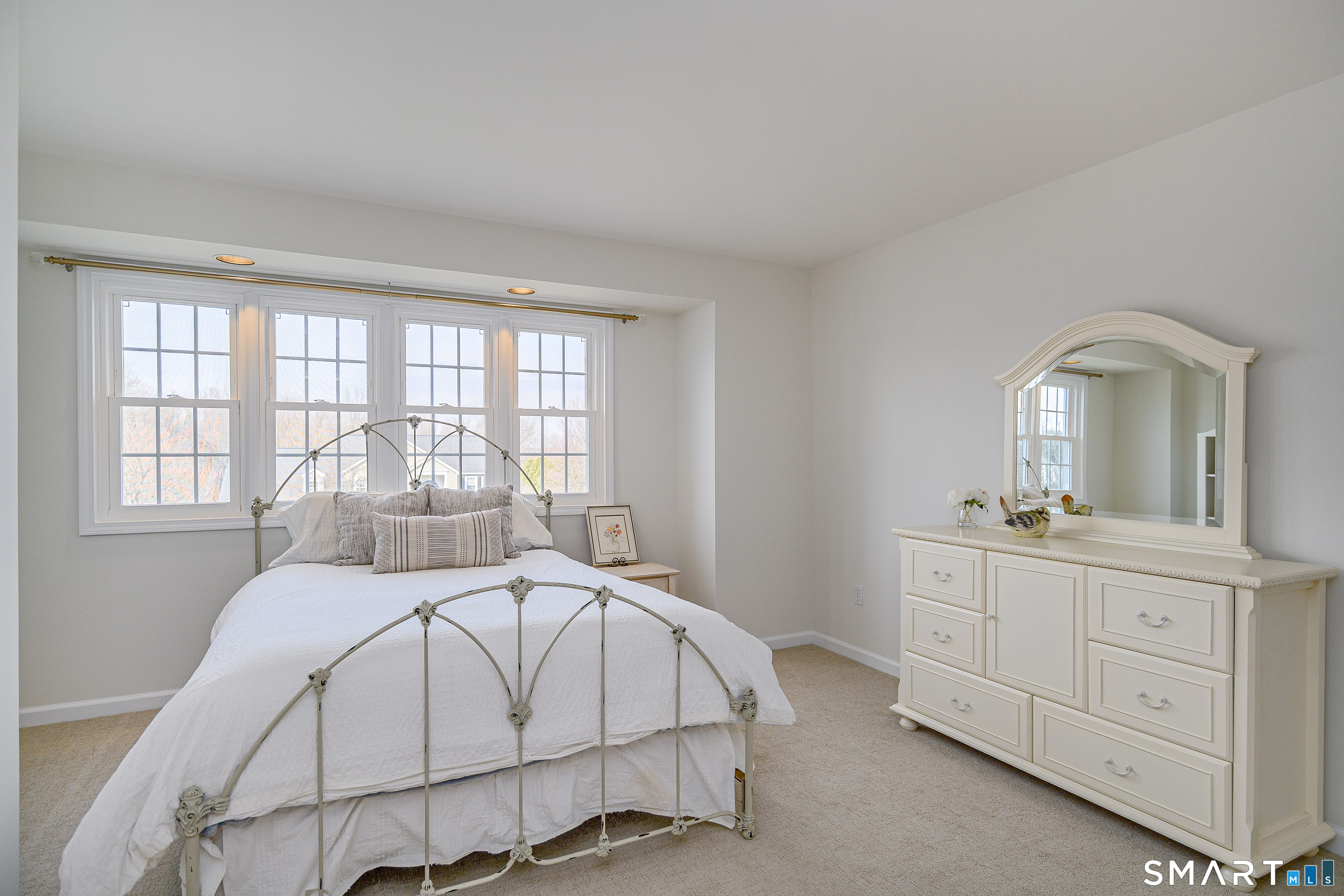 20 Charter Ridge Road