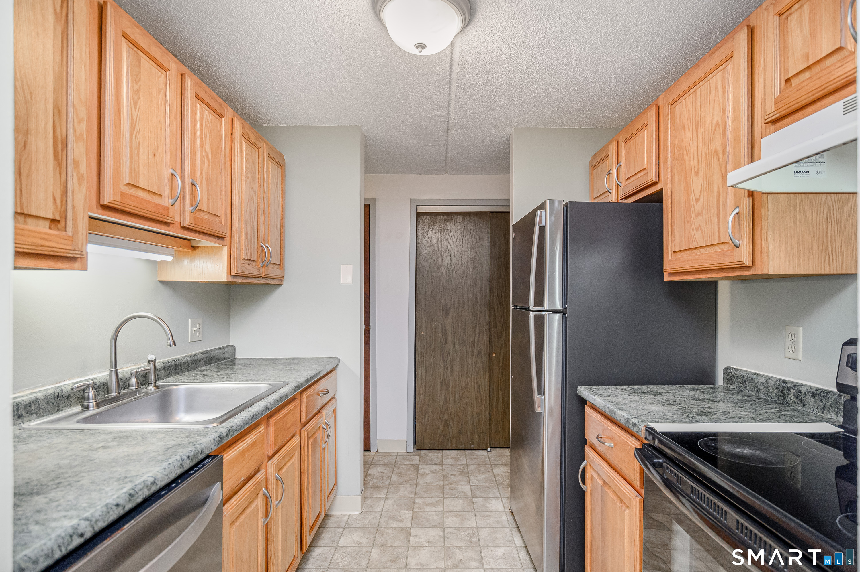 126 Triangle Street A32