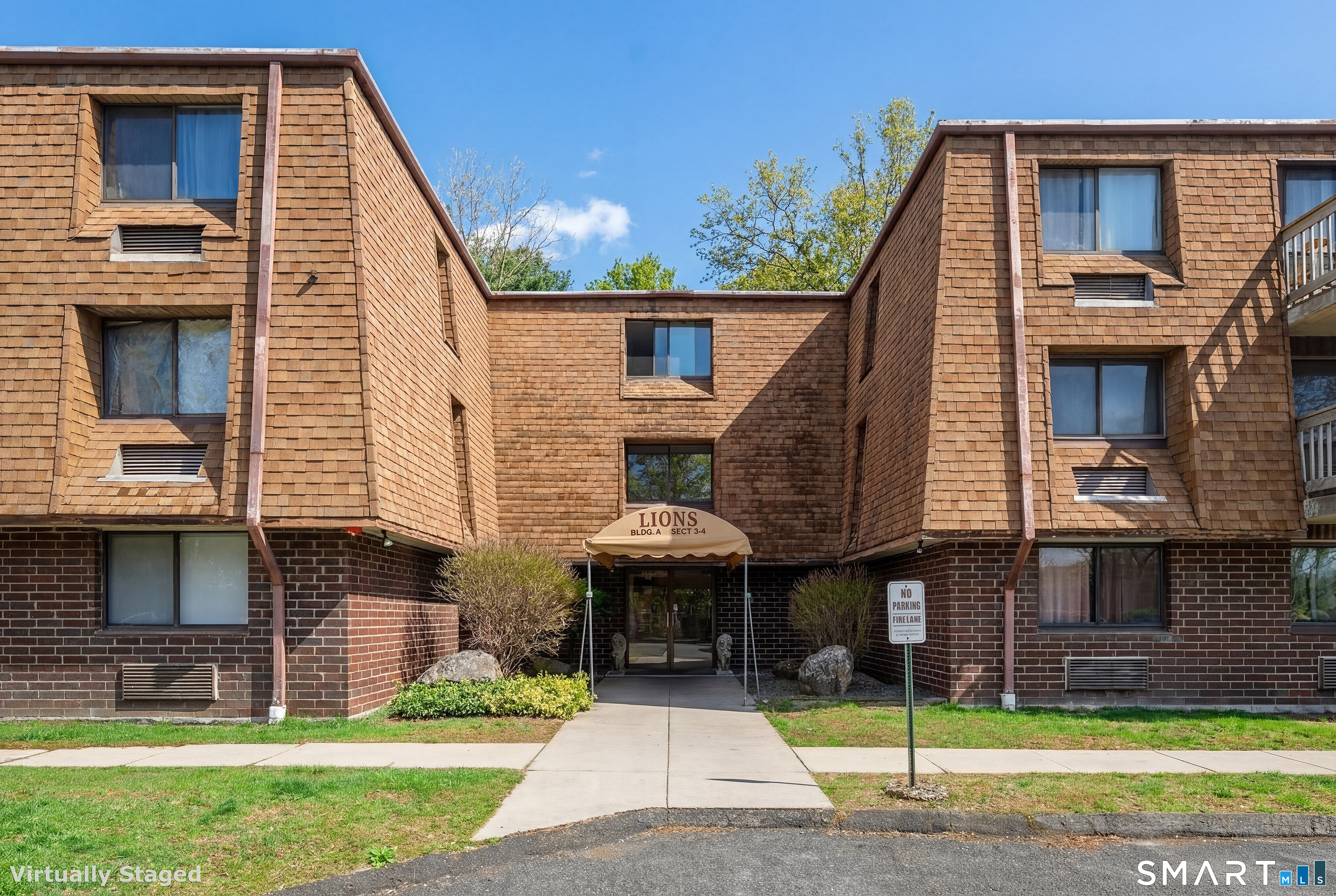 126 Triangle Street A32