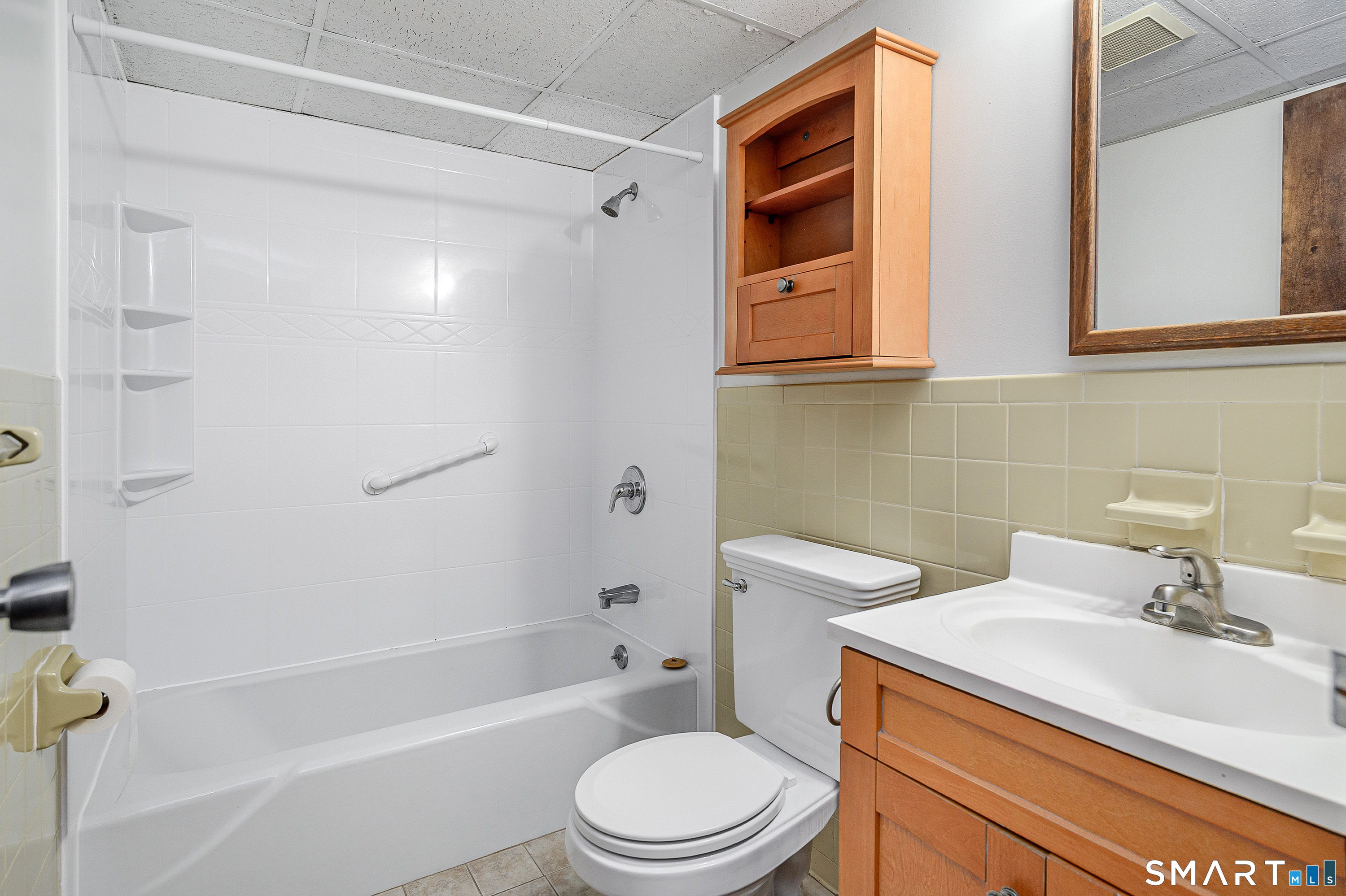 126 Triangle Street A32