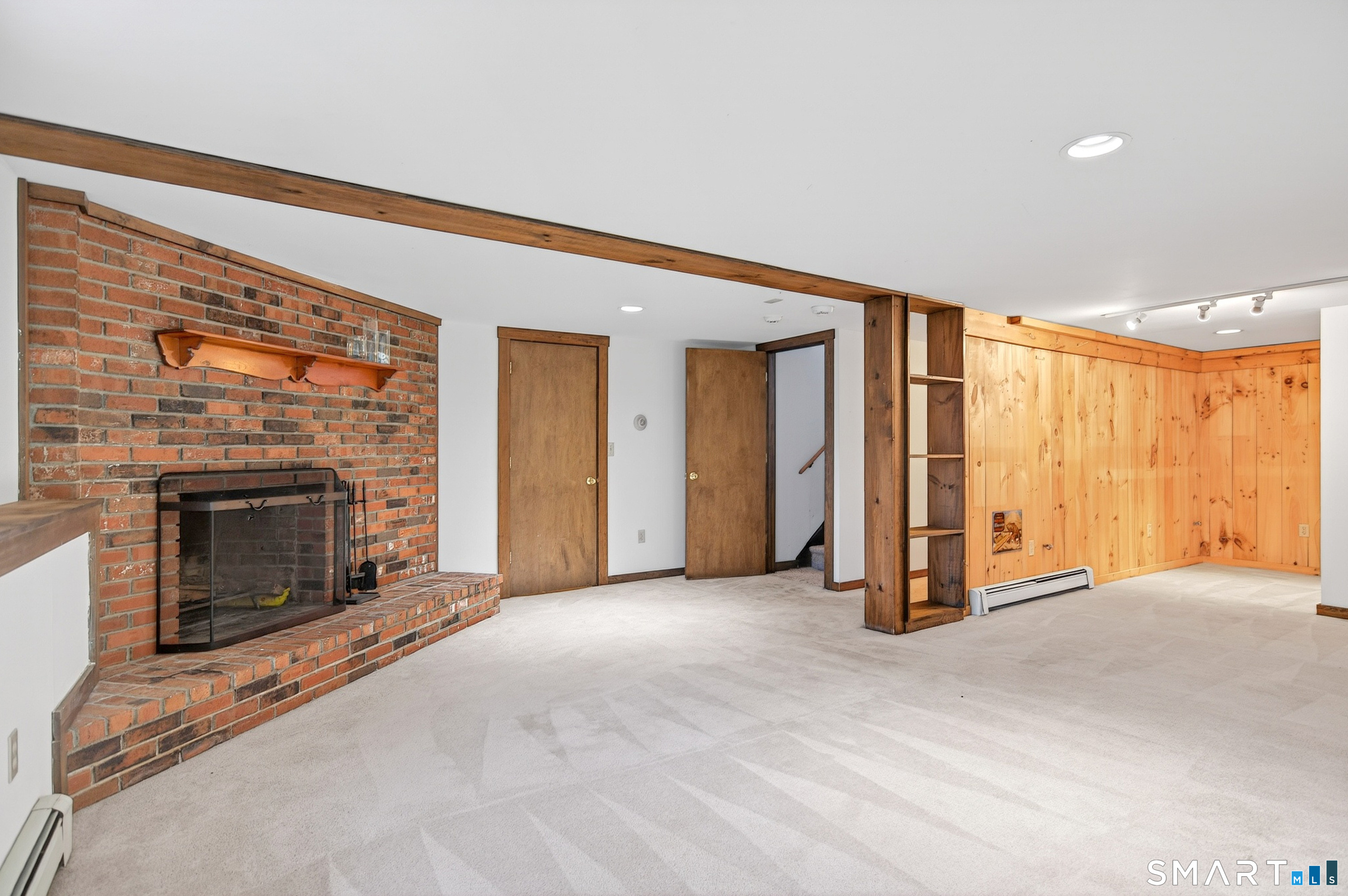 202 Grasslands Road