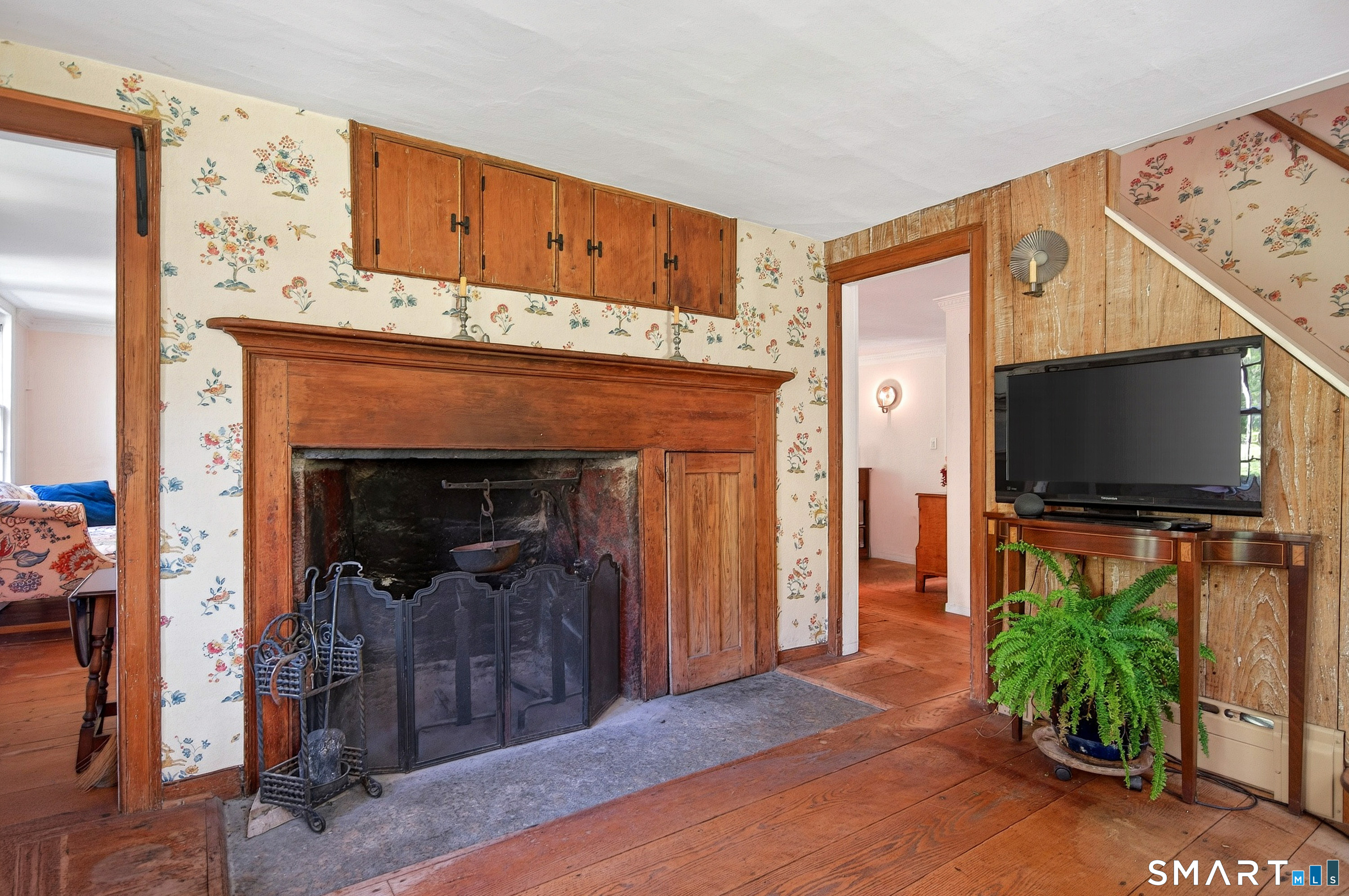 6 High Rock Road