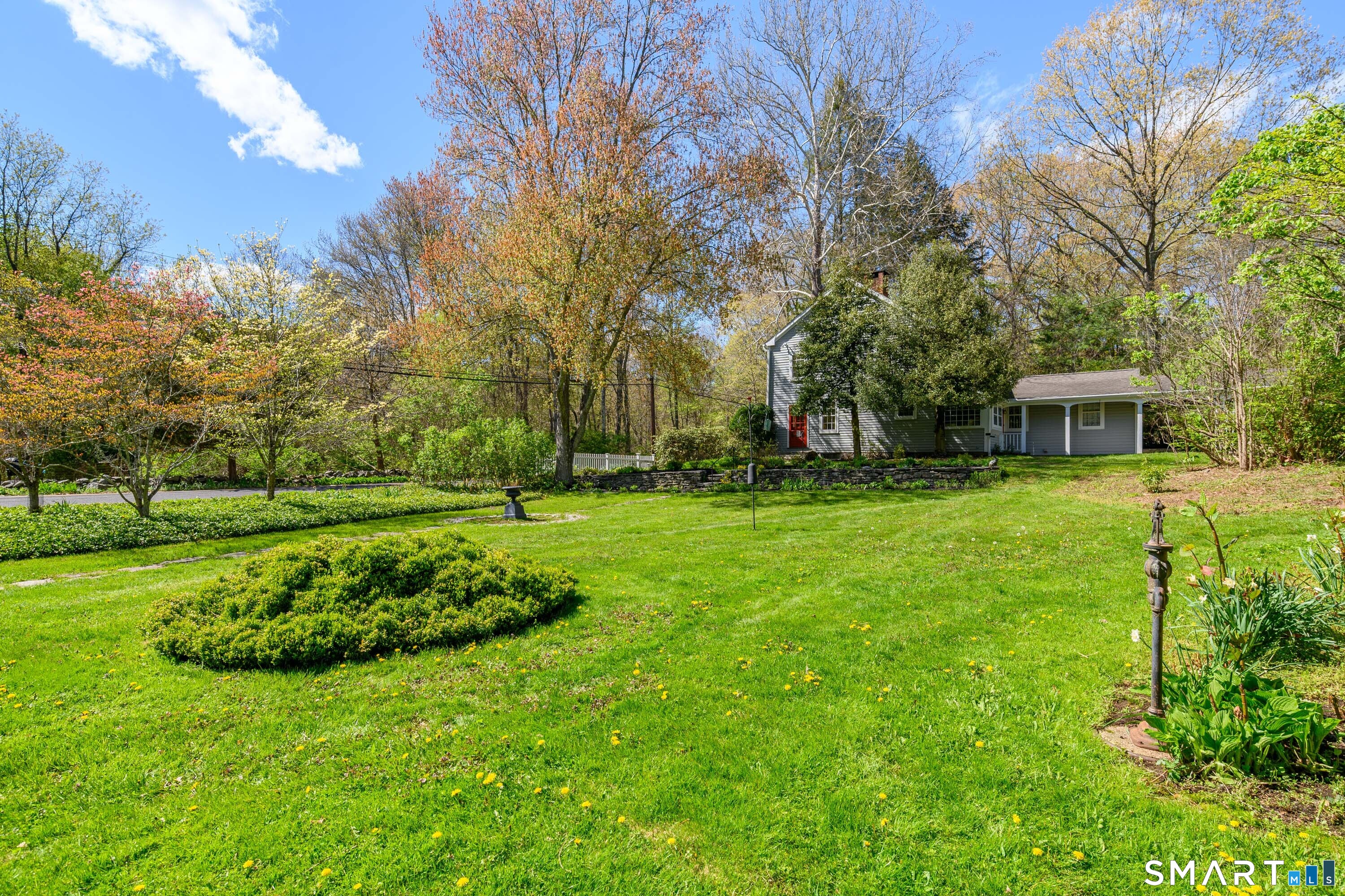 6 High Rock Road