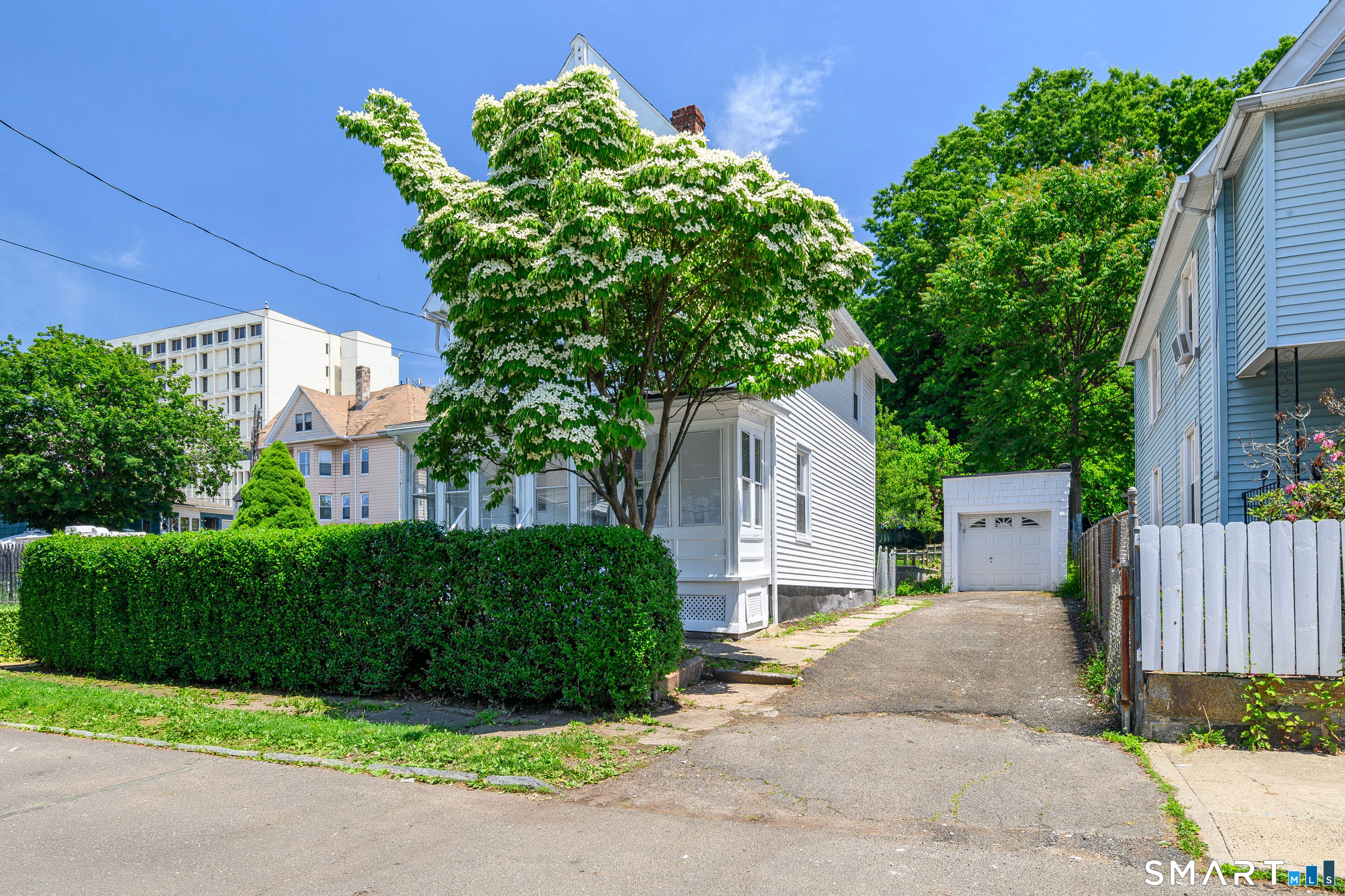 38 White Street