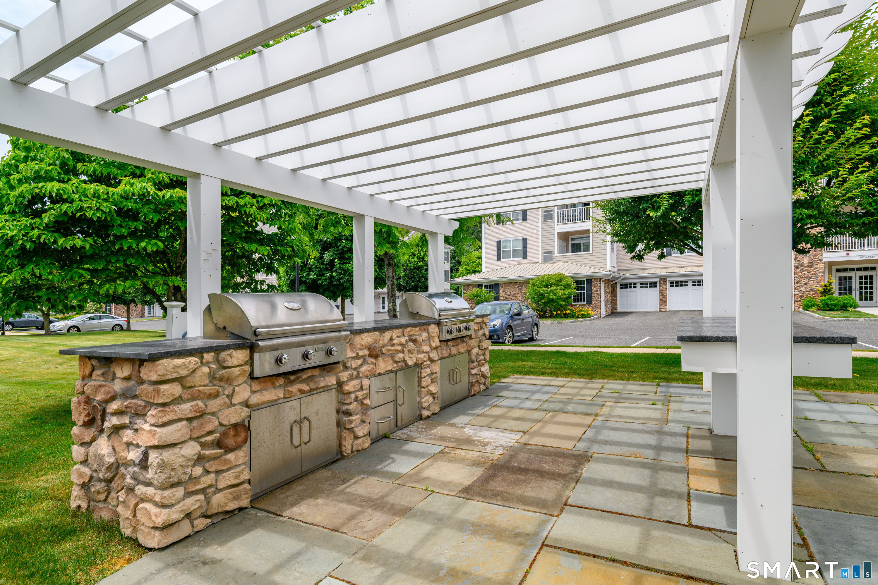 832 Brookside Court 832