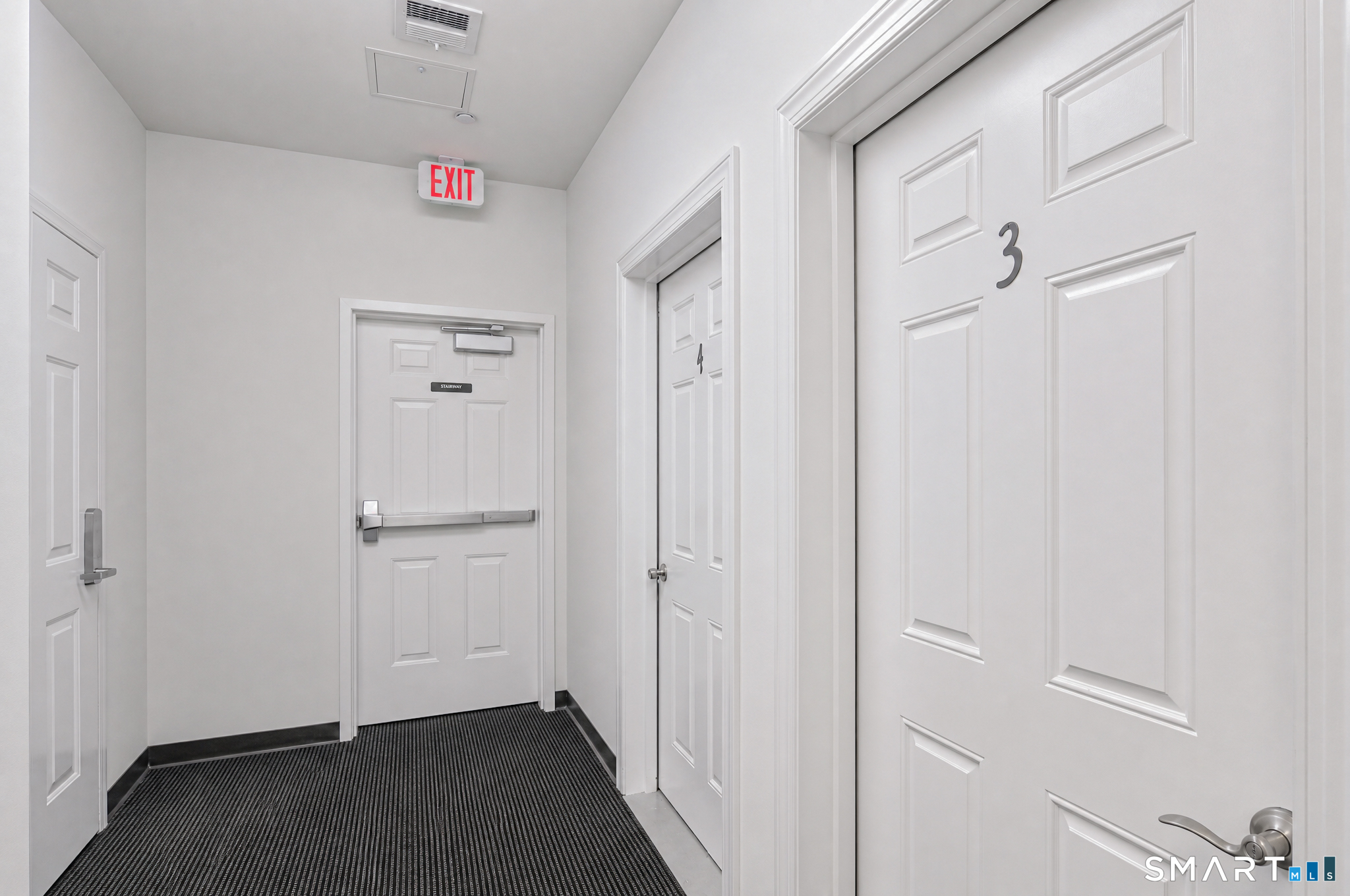 832 Brookside Court 832