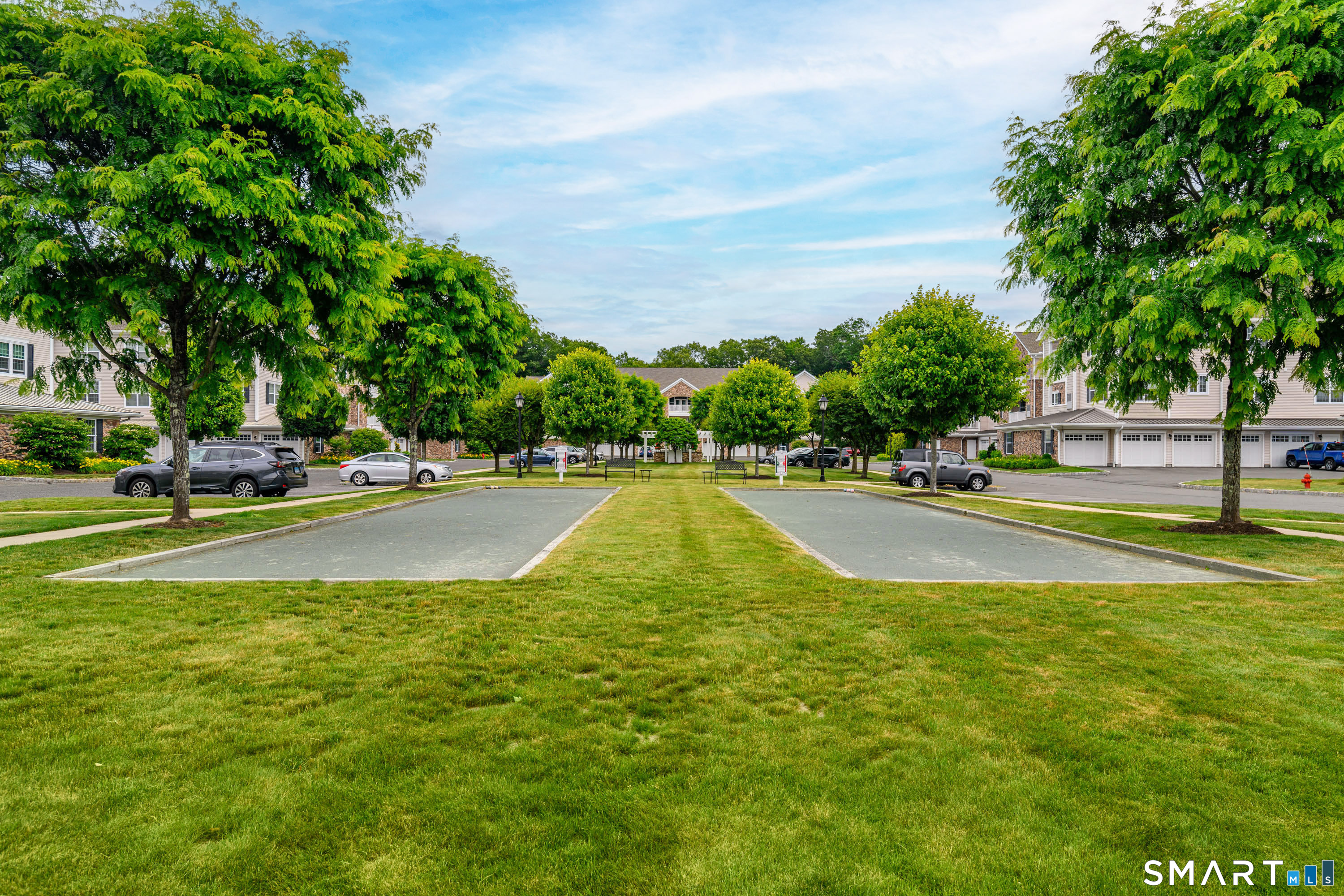 832 Brookside Court 832