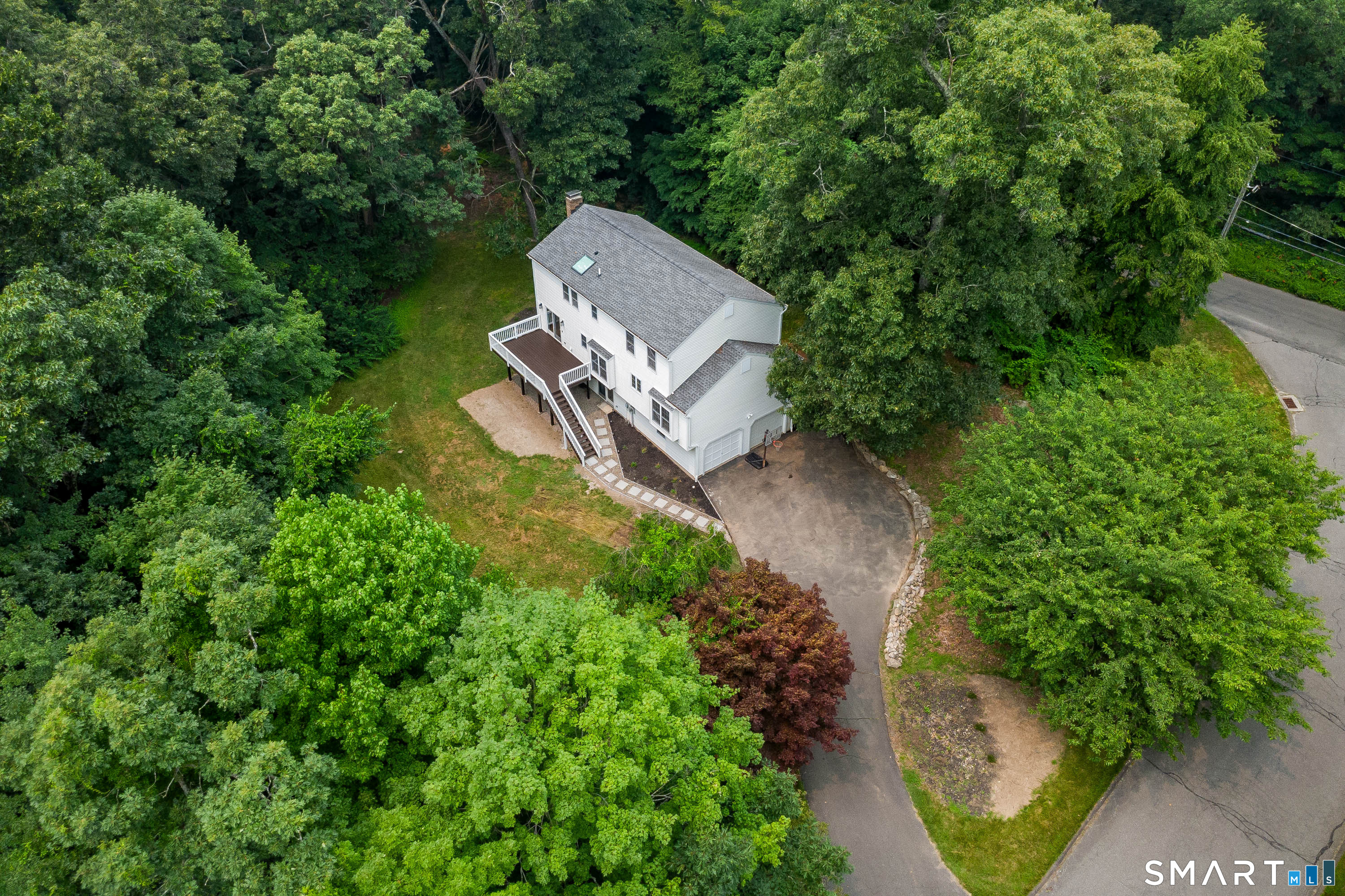 2 Sutherland Drive