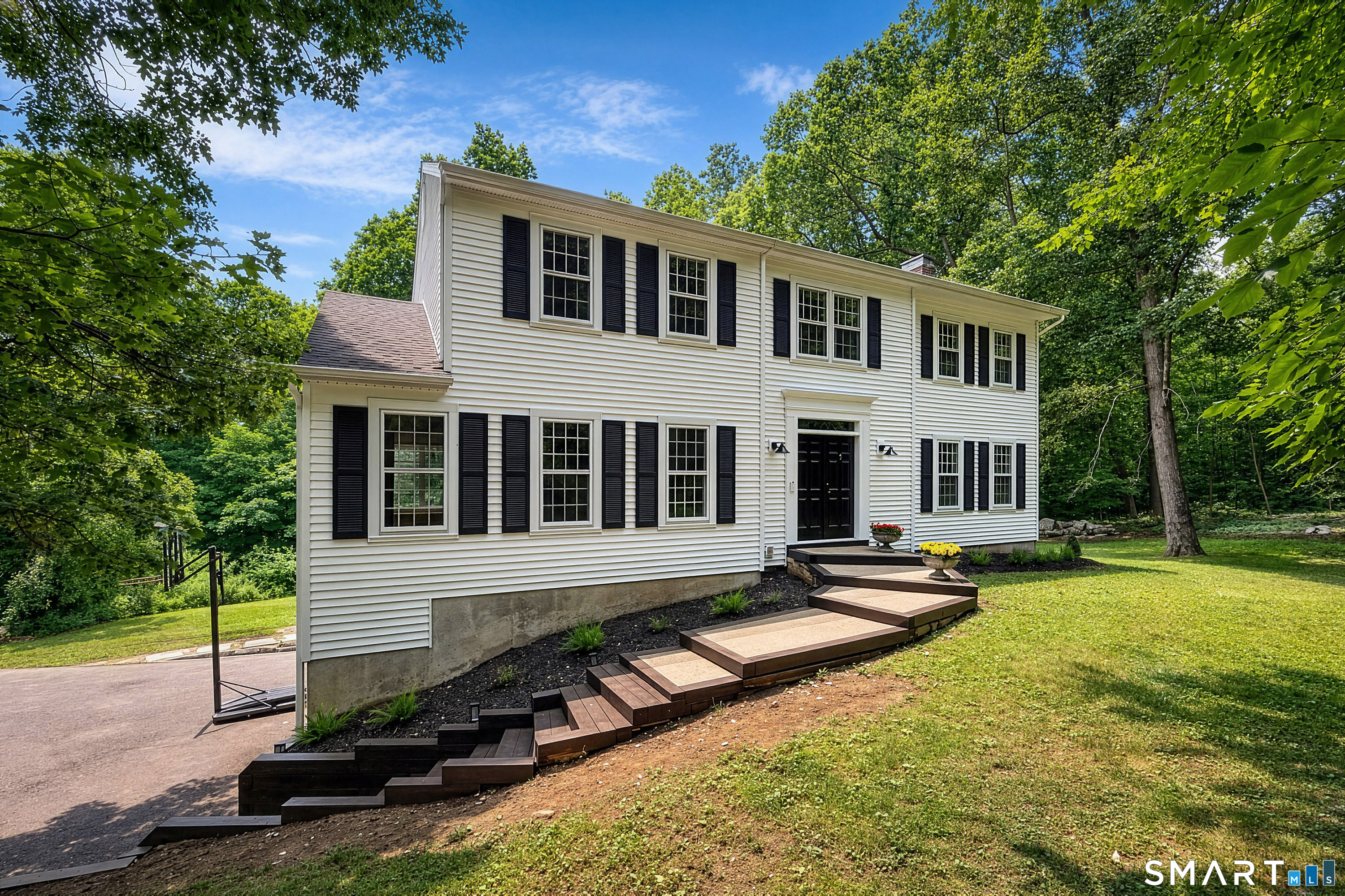 2 Sutherland Drive