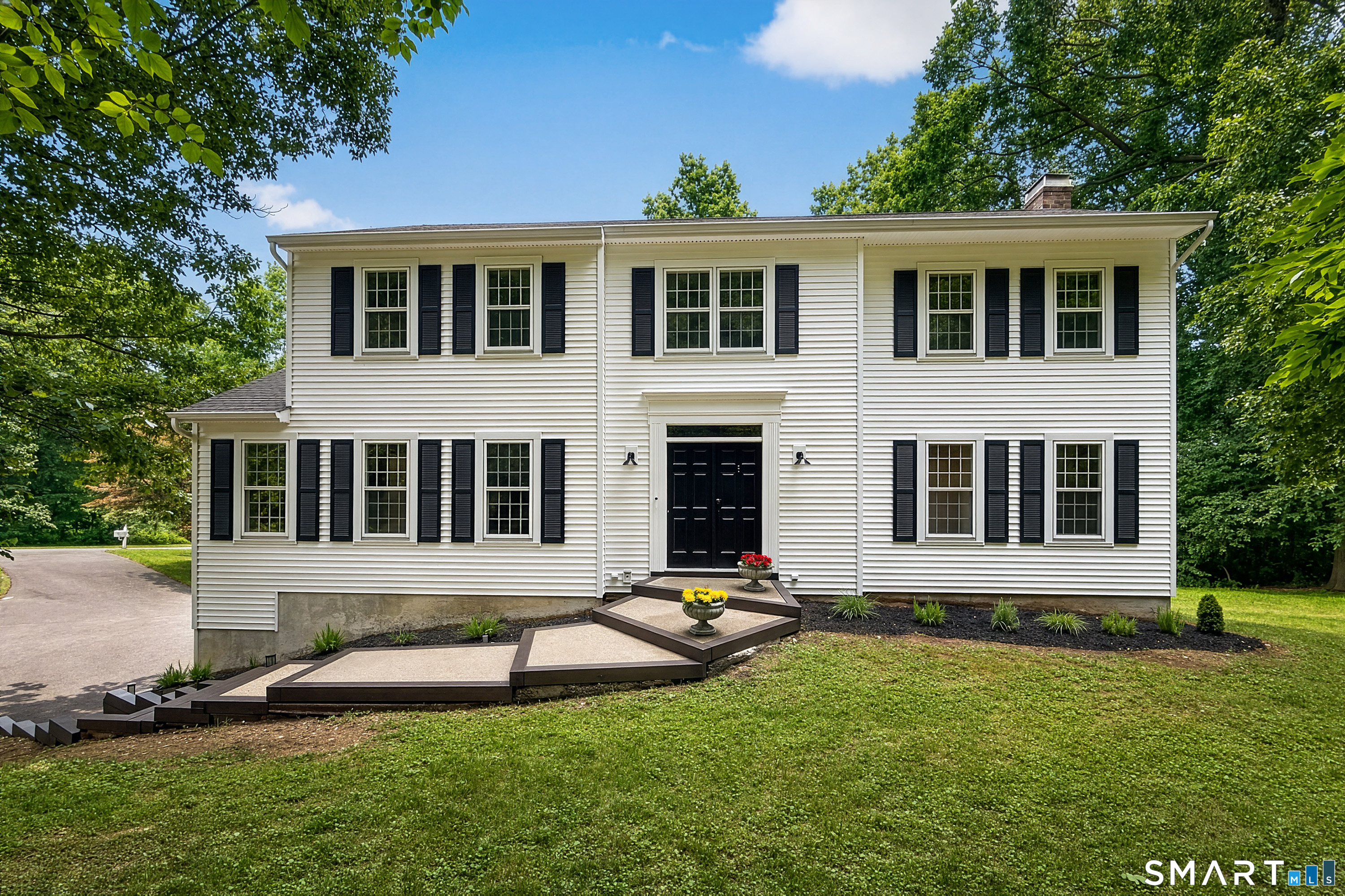 2 Sutherland Drive