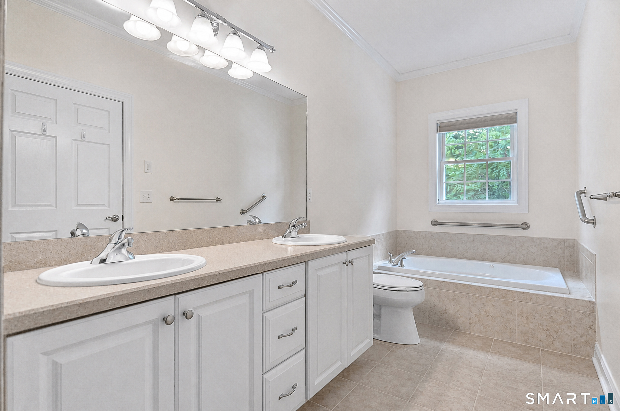 188 Eastwood Drive Unit: 188