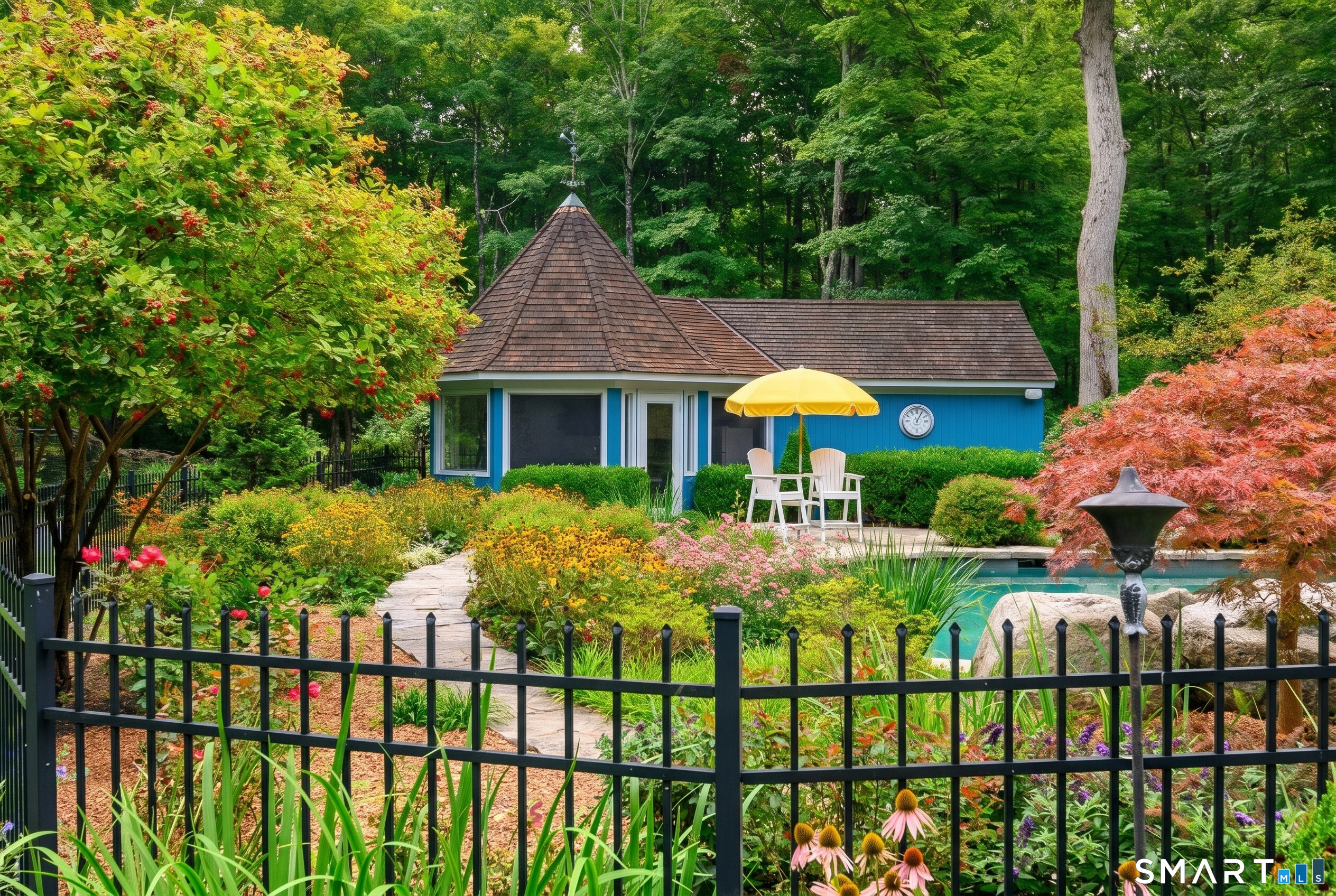 16 Winding Brook Road