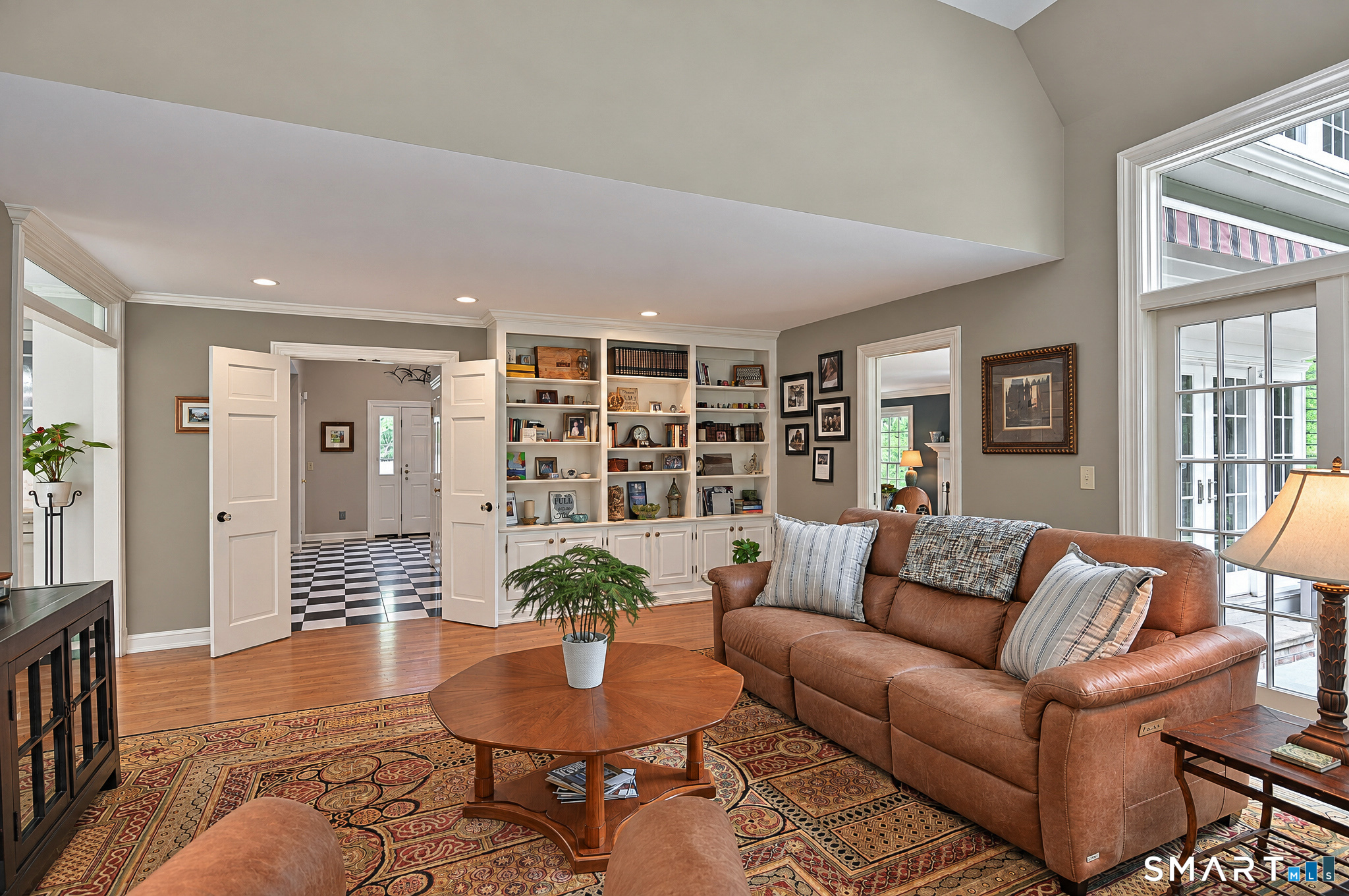 16 Winding Brook Road