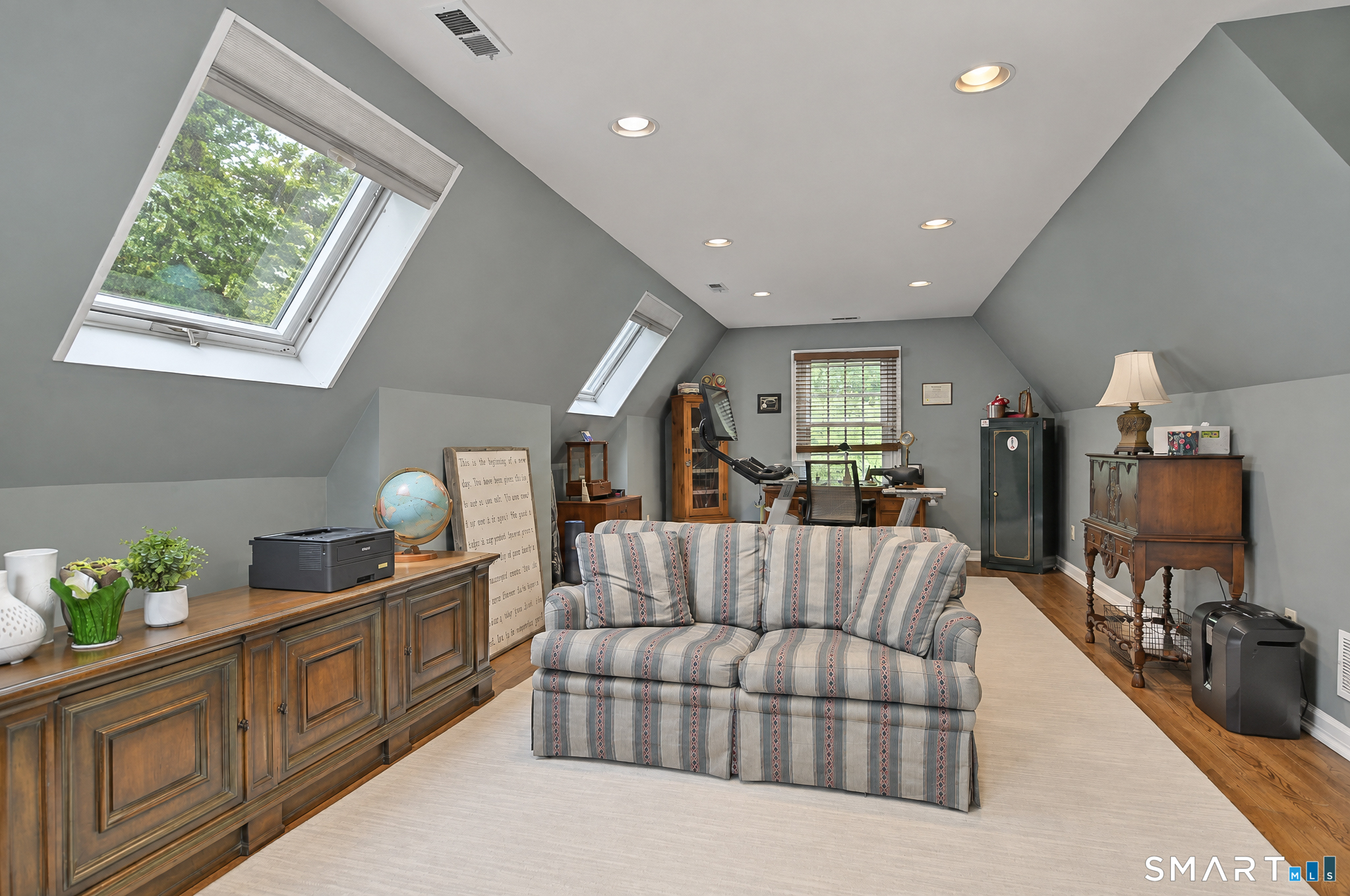 16 Winding Brook Road