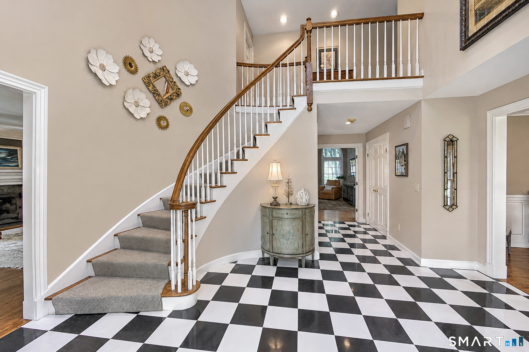 16 Winding Brook Road