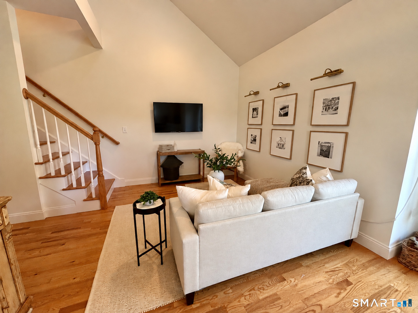 43 George Street Unit: 1