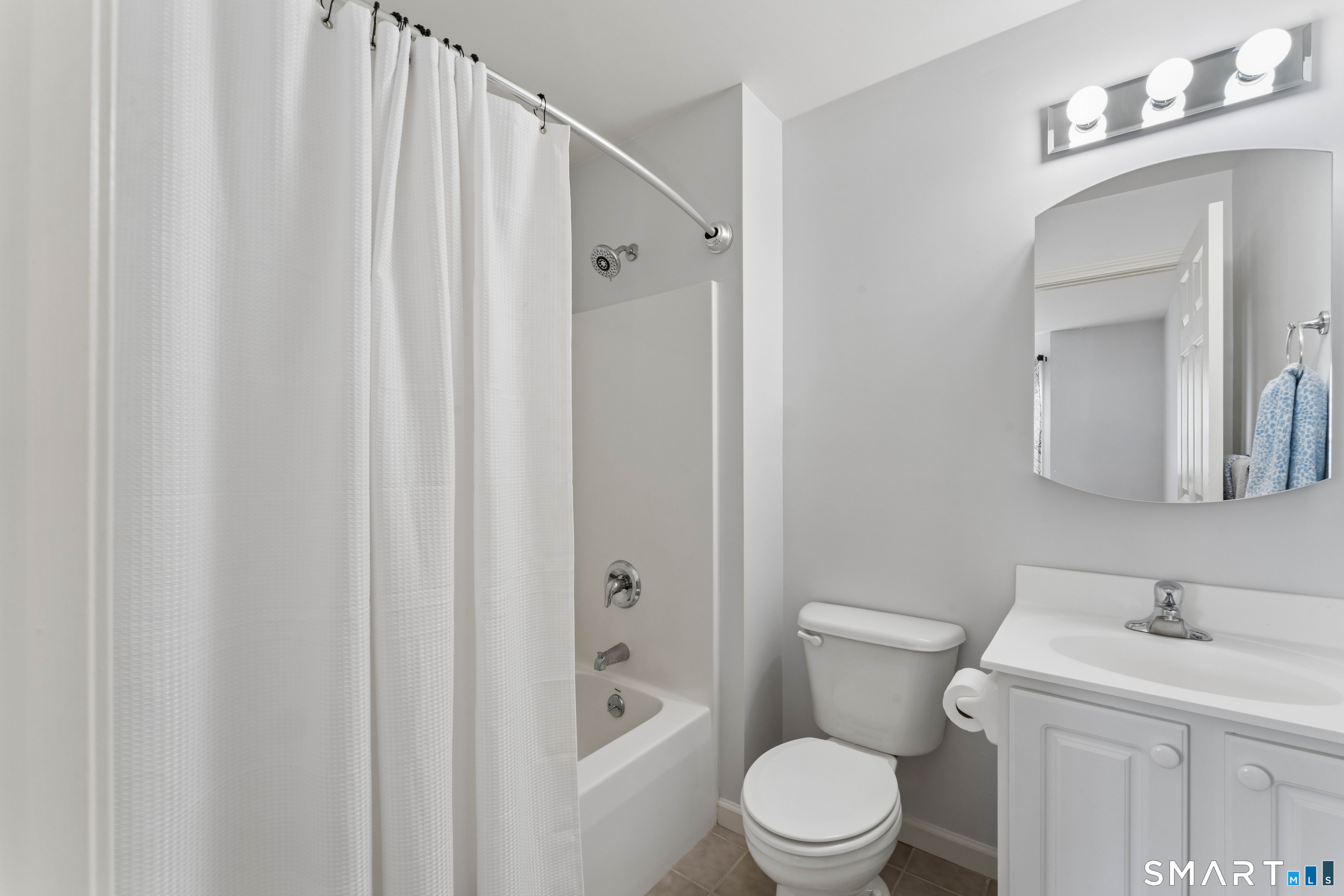 404 Sienna Drive Unit: 404